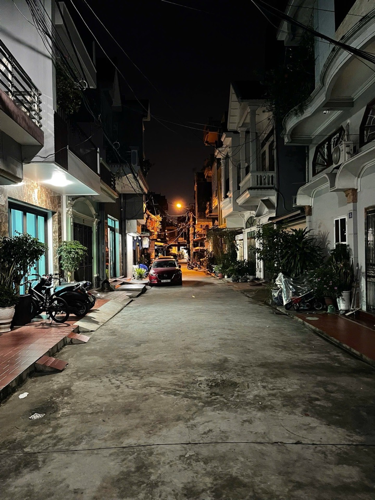 Căn Nhà Góc Đẹp Hút Mắt Trên Đường Cao Thắng - Sống Đẳng Cấp, Không Gian Thoáng Đã Mắt