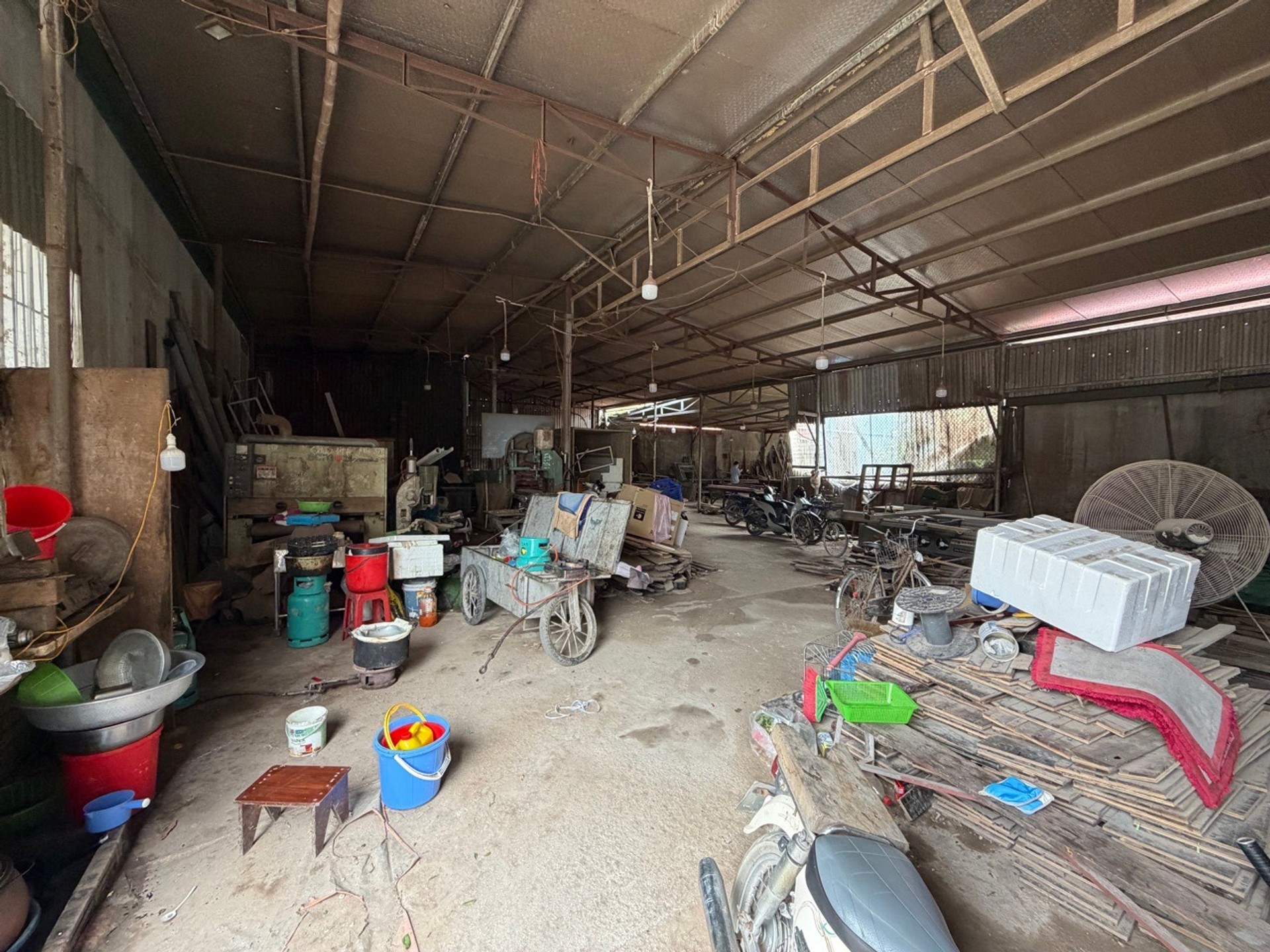 Nhà đẹp mặt tiền rộng tại Phạm Văn Đồng, thuận tiện kết nối trung tâm Hải Phòng
