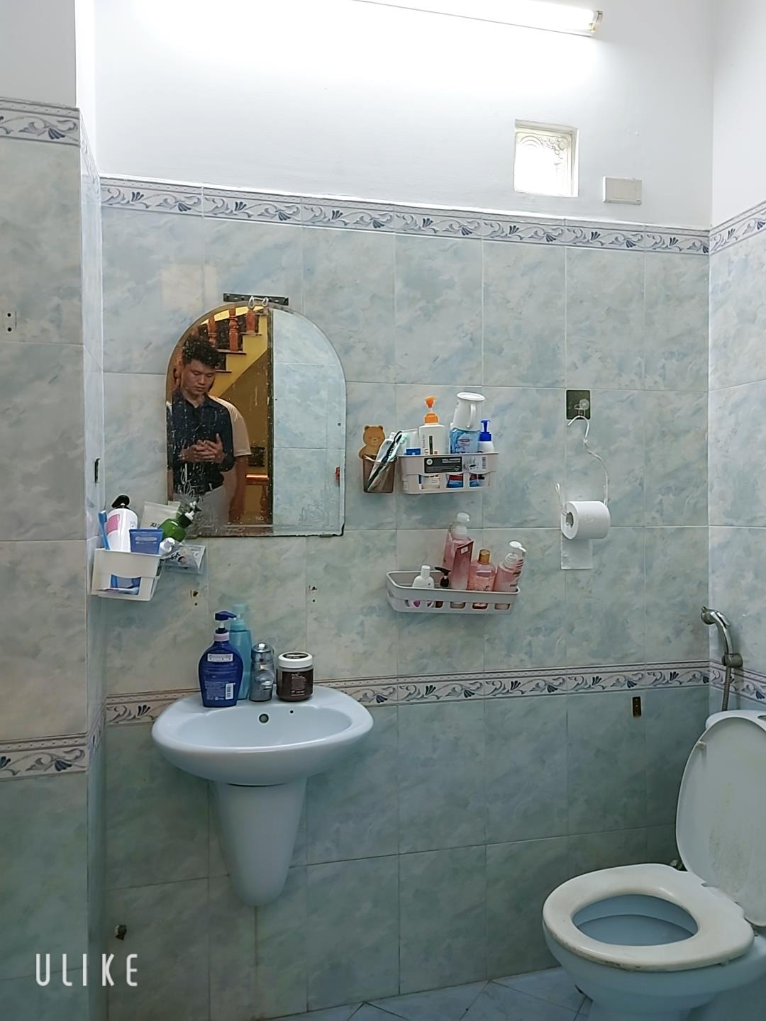 Nhà Hẻm Vip Quận 3 Đối Diện Chợ Hòa Hưng, Thu Hút Thu Nhập