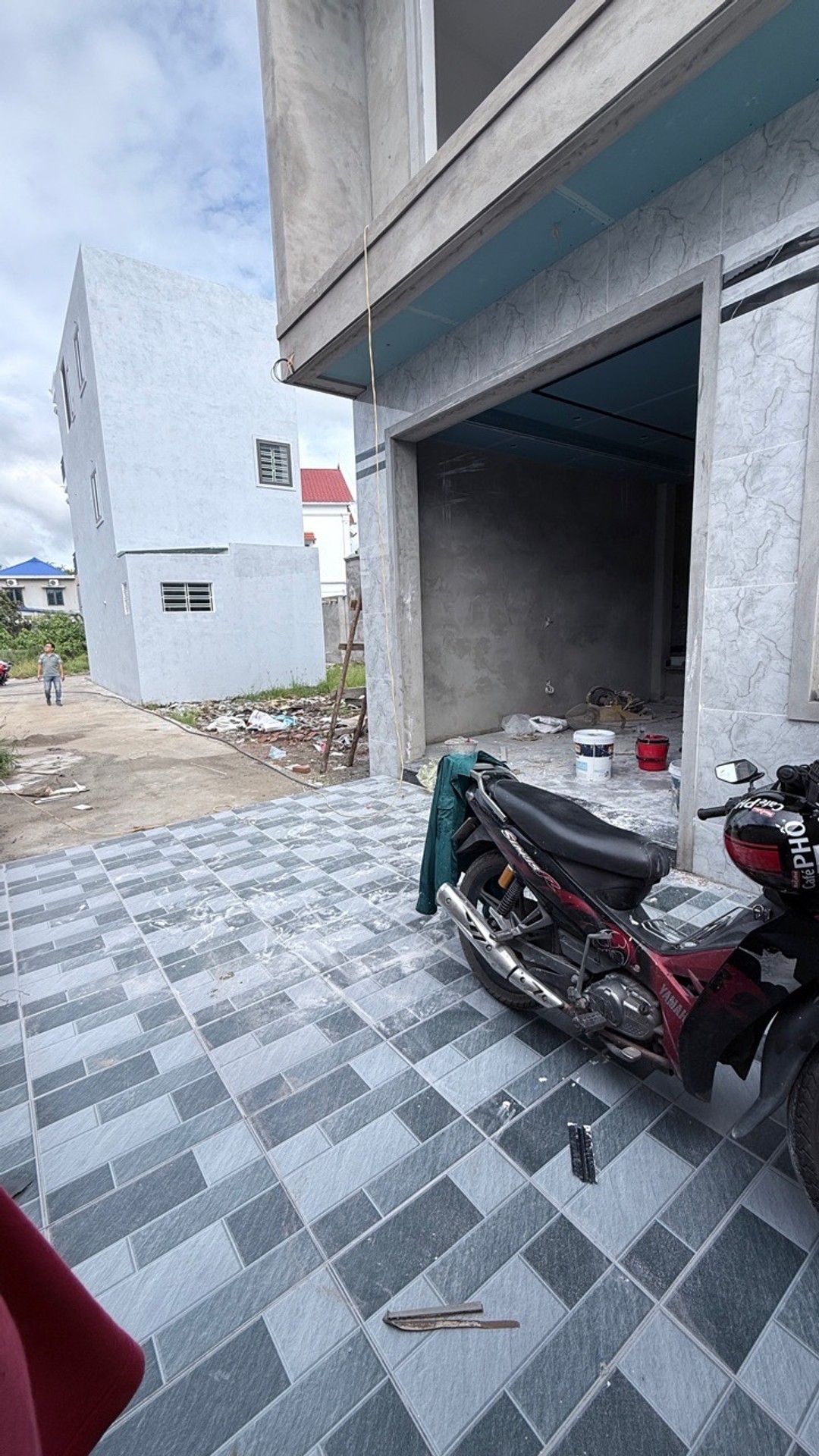 Nhà riêng 3 tầng mặt tiền rộng 5,1m tại Đồng Quang, Đặng Cương với thiết kế hiện đại