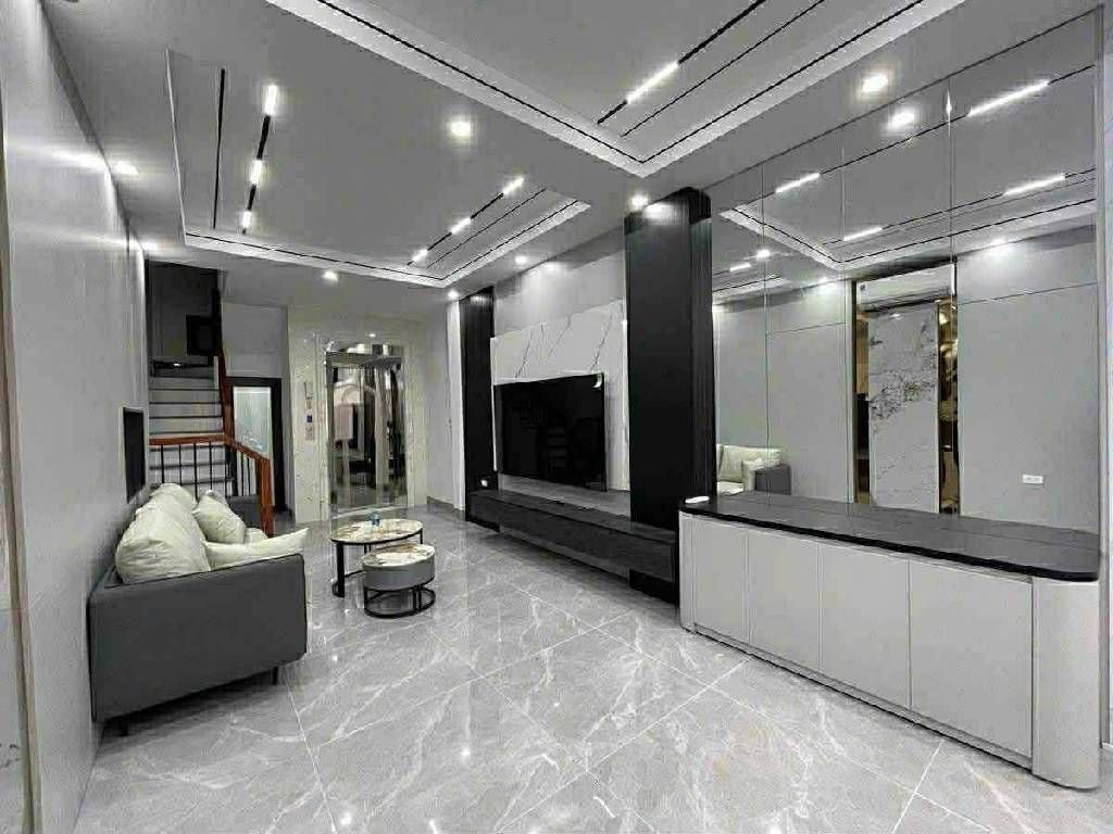 Cơ hội sở hữu nhà 6 tầng thang máy khu vực Vip Bồ Đề, giá tốt hiếm có