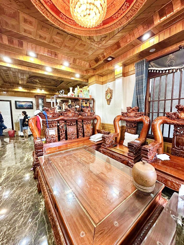 Bán nhà mặt phố Bình Tân 3 tầng 5 phòng ngủ giá 14.5 tỷ