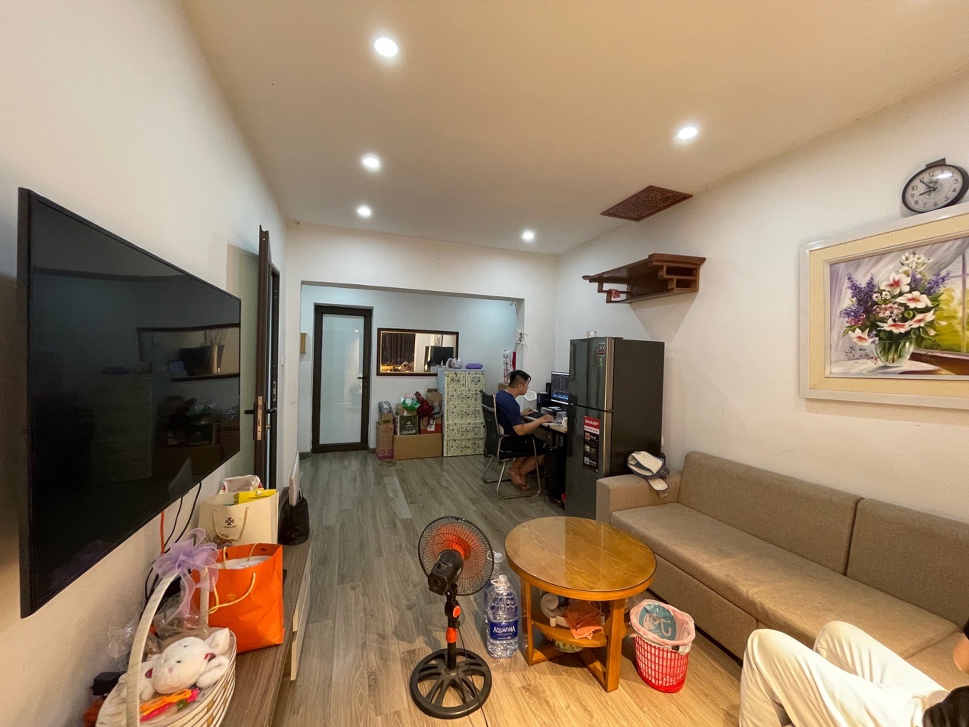 Bán căn hộ 3 phòng ngủ, view mặt phố Ba Đình Láng Hạ, giá 5.6 tỷ