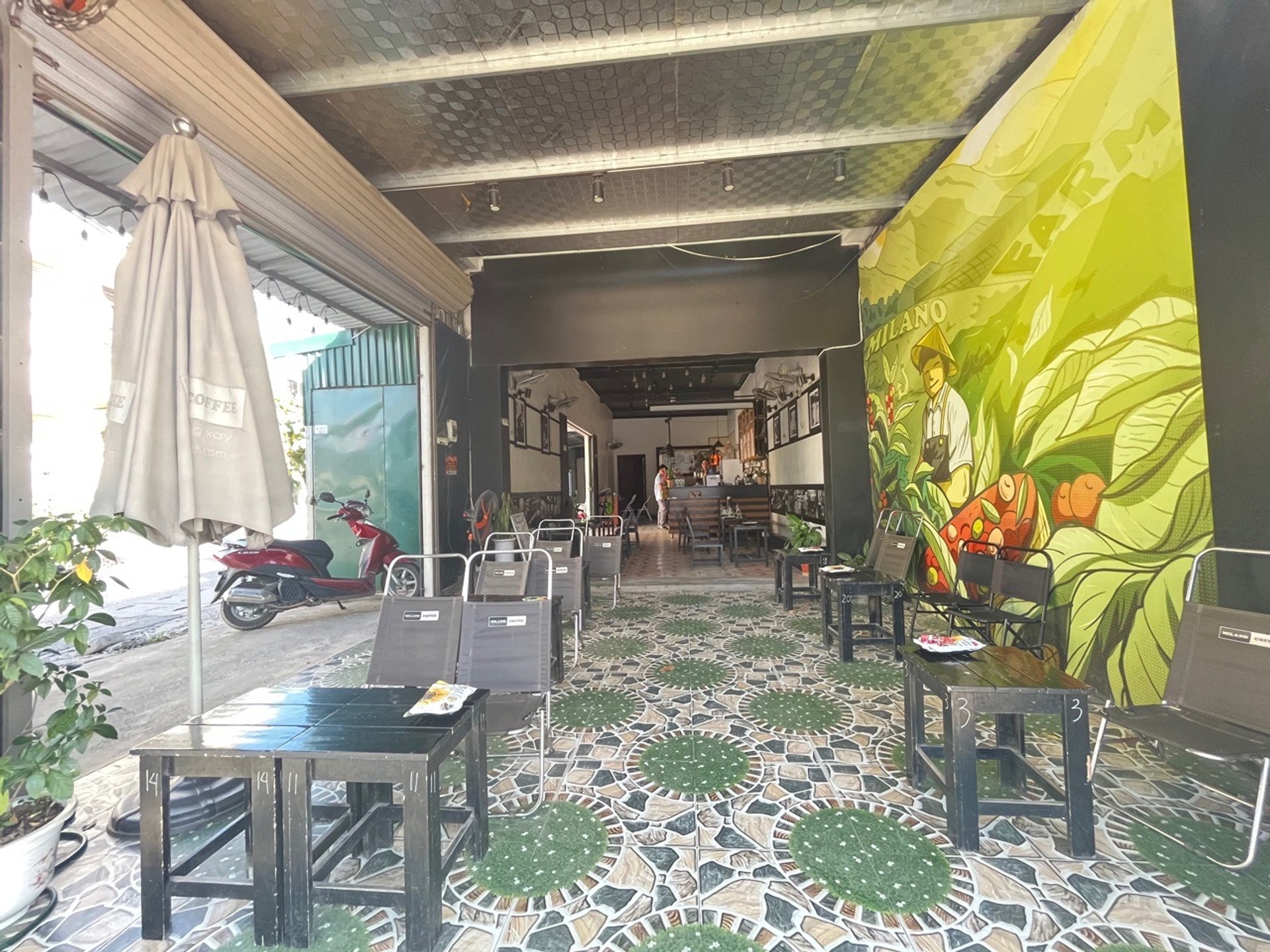 Nhà mặt phố An Khánh kinh doanh cực đỉnh, tiềm năng sinh lời ngay!