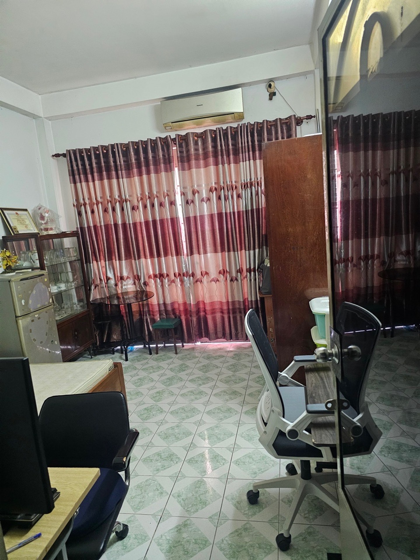 Nhà mặt phố Phú Nhuận, kinh doanh đỉnh, vị trí đẹp