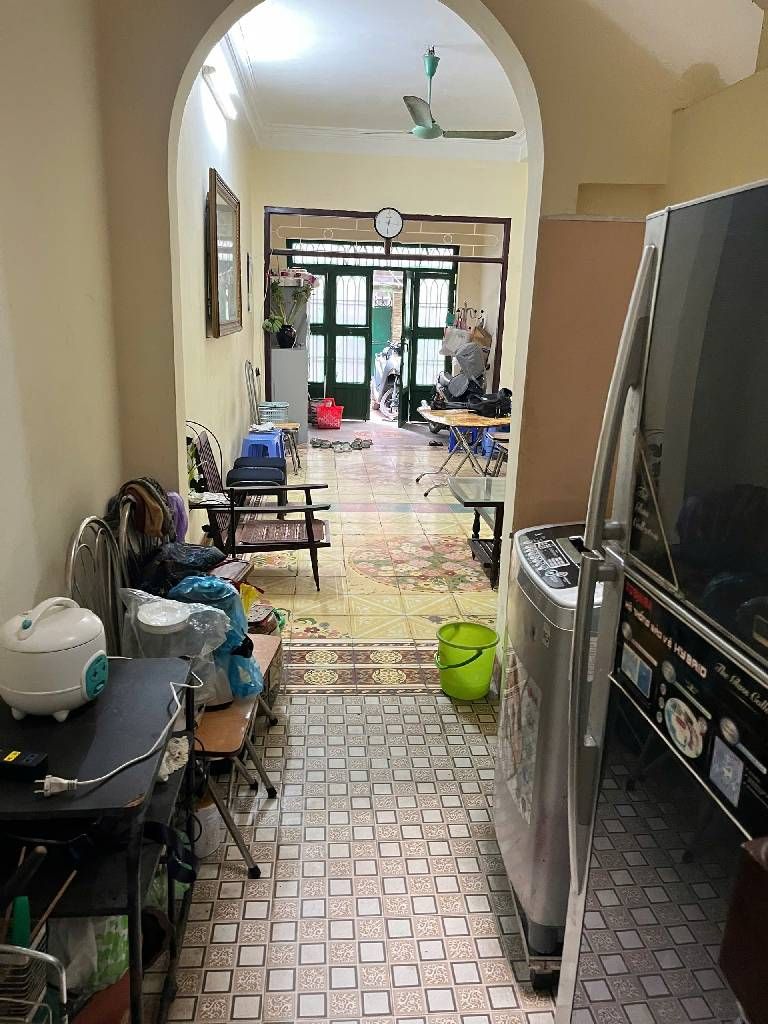 Nhà 4 tầng tại Yên Lãng, gần bệnh viện, giá 14.8 tỷ