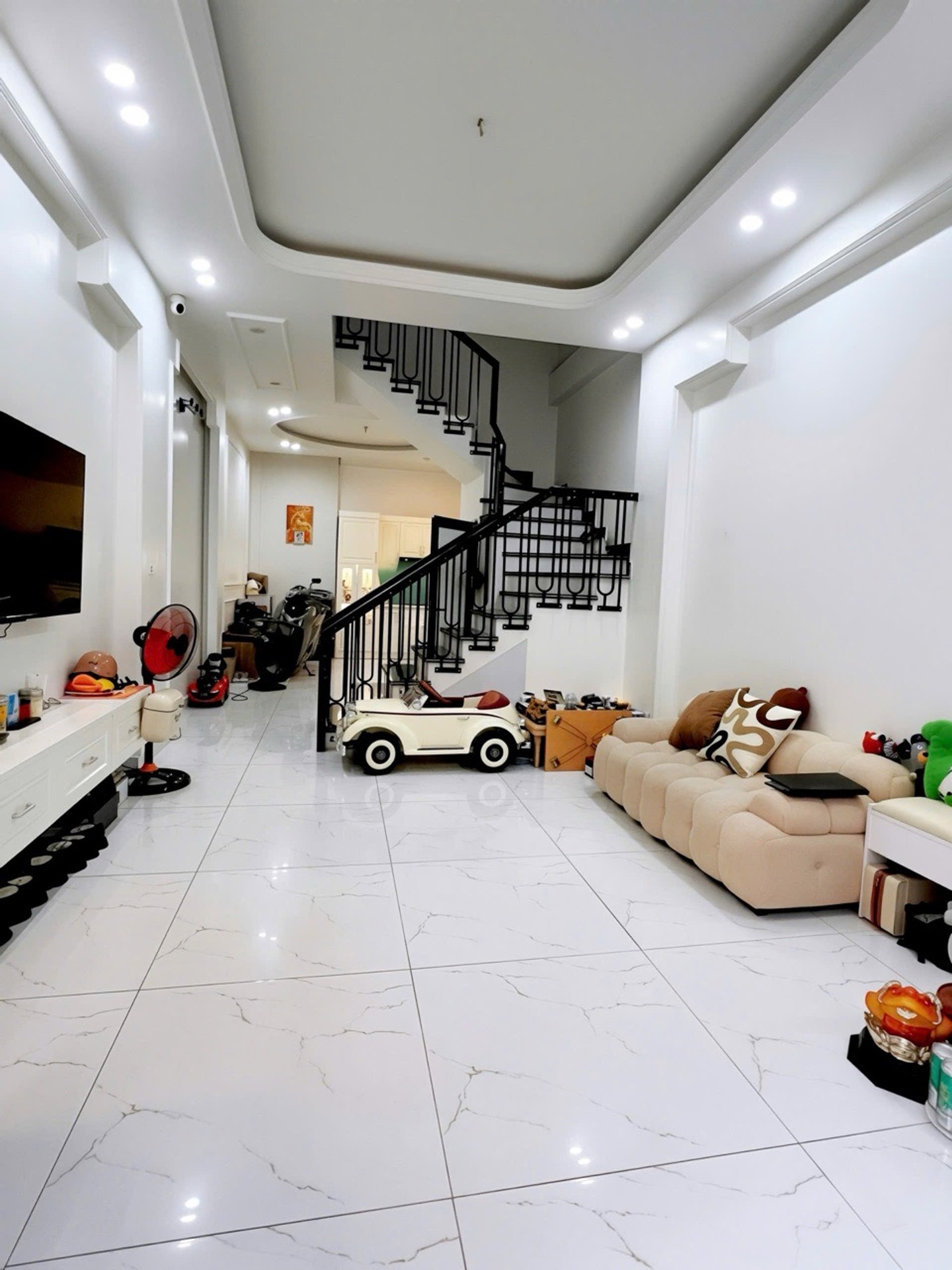 Nhà Riêng 3 Tầng Sát Đường Ô Tô Tránh - Vị Trí Kim Cương Đáng Sở Hữu Ngay