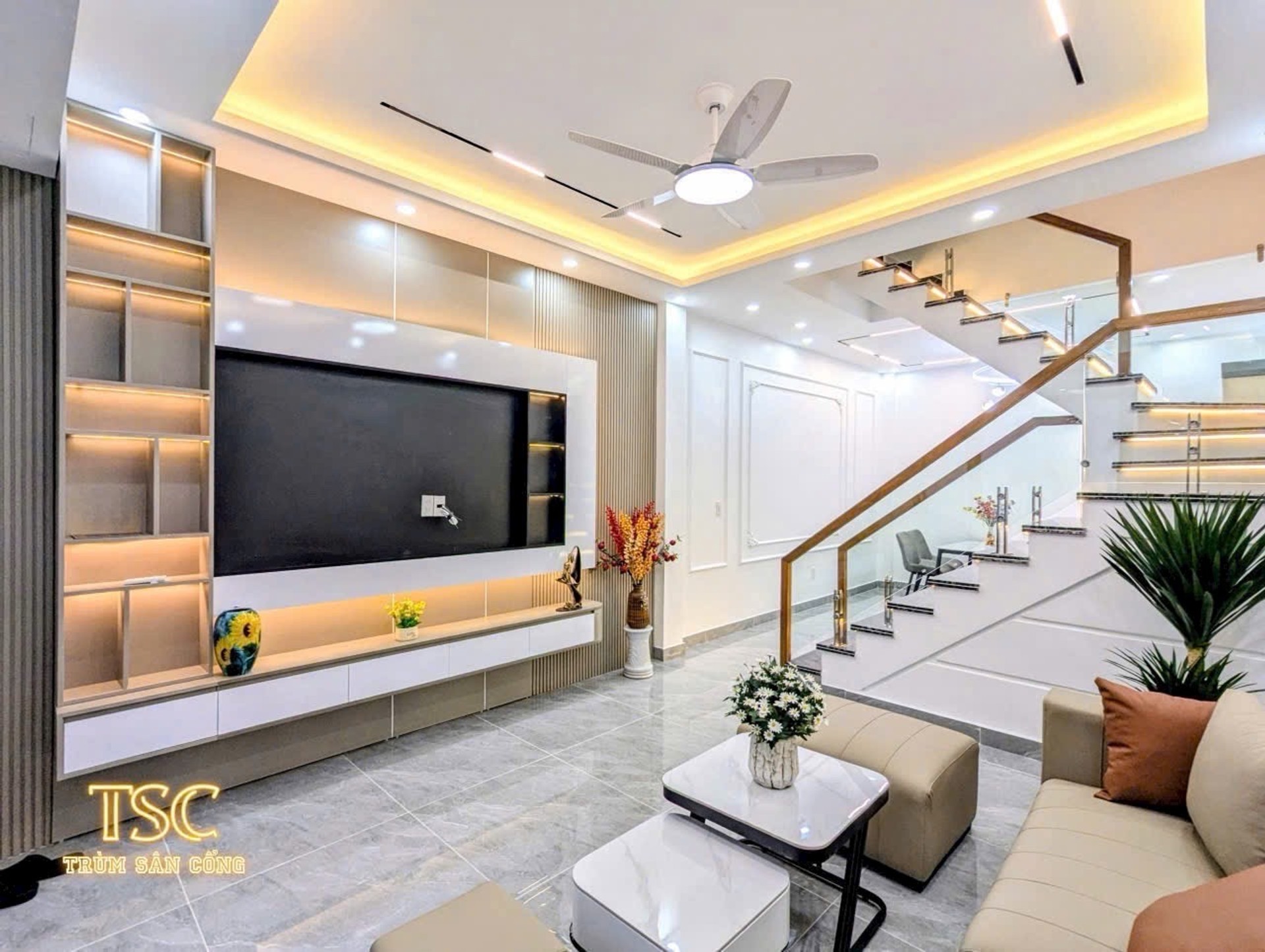 Nhà 3 Tầng Mới Tinh Ngay Ngõ Ba Gác, Cách Phố Phạm Hữu Điều Chỉ 50m