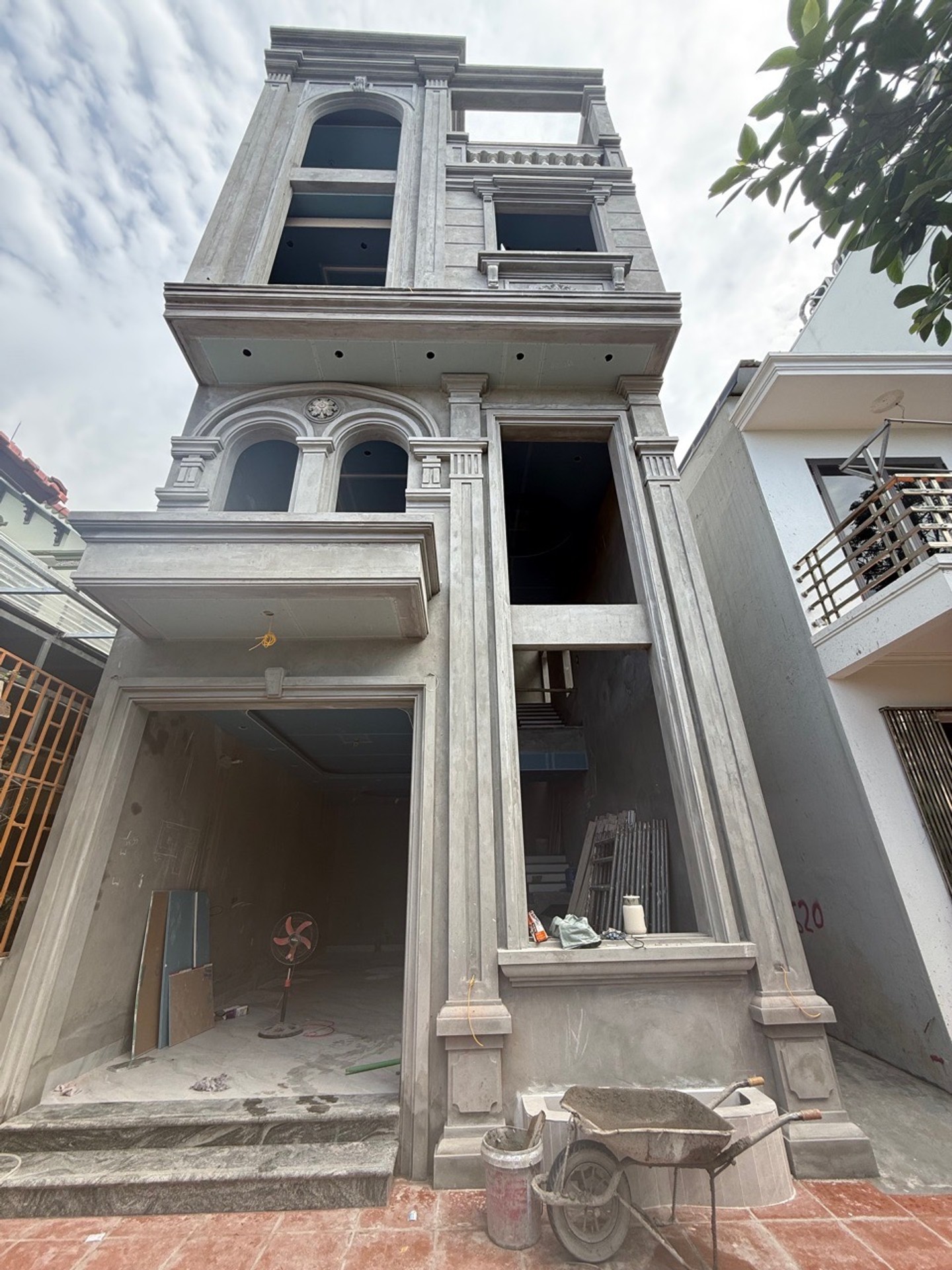 Cơ Hội Sở Hữu Nhà Đẹp Tái Định Cư Cửa Trại, Không Thể Bỏ Qua