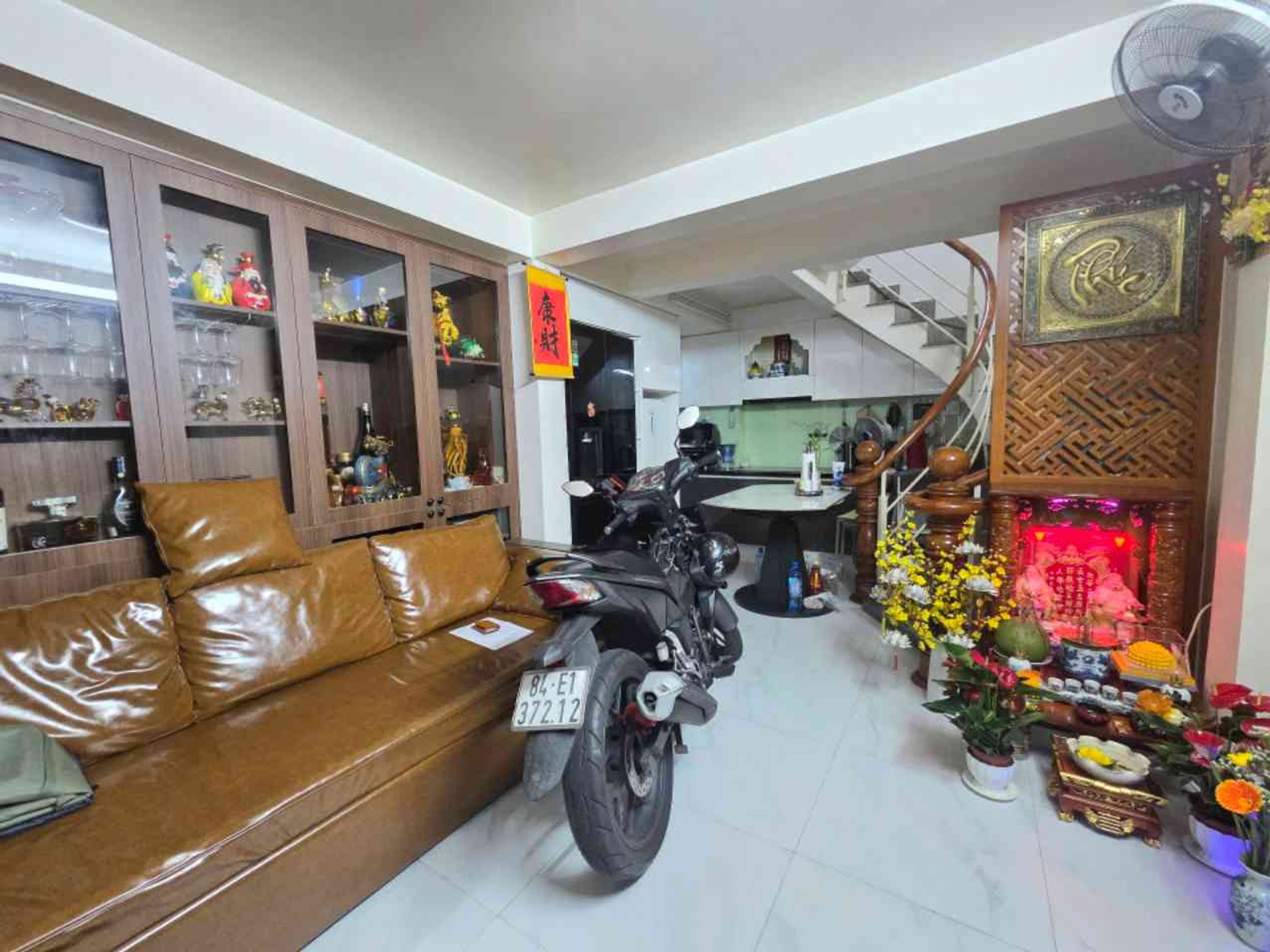 Bán nhà 6 tầng khu phan xích long tròn 6 tỷ