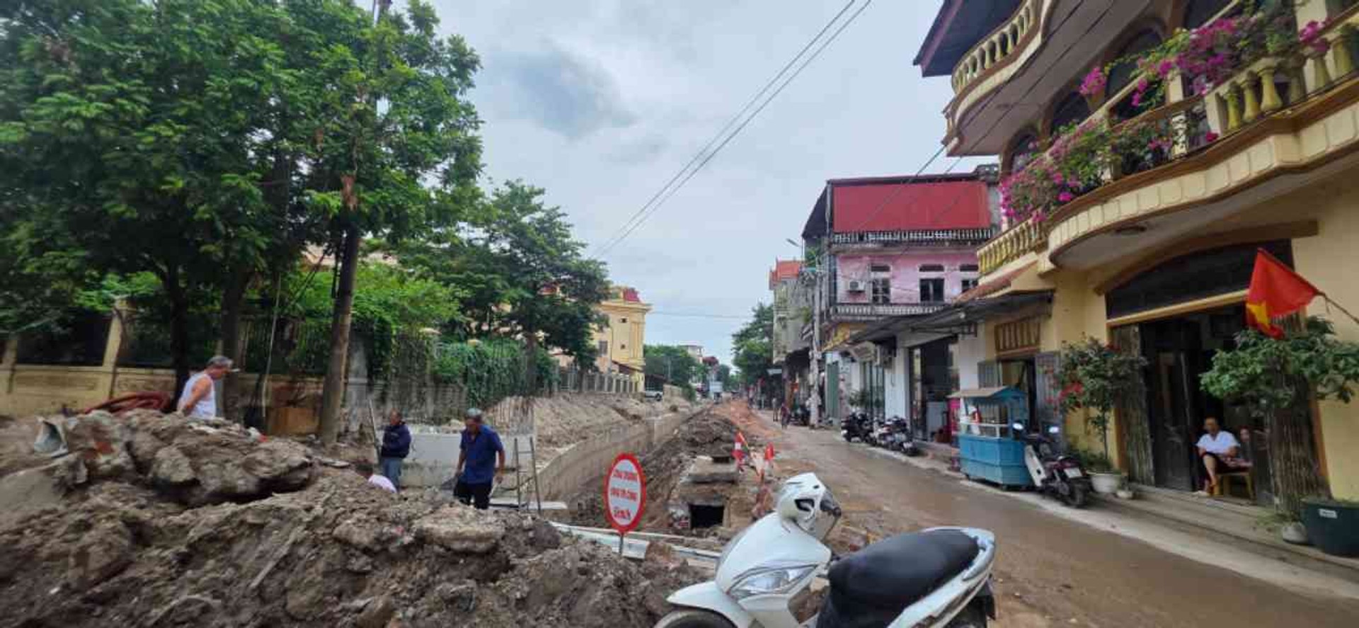 Bán đất diện tích 46.6m² hướng Đông tại TP Từ Sơn, ngõ ôtô thông