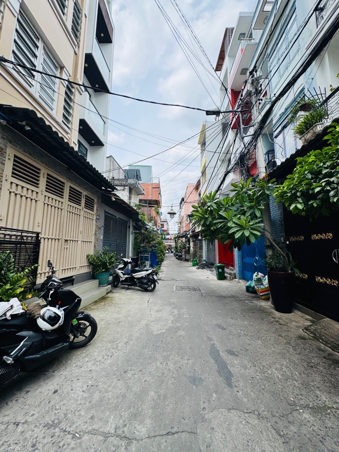 Bán nhà riêng 6 tầng hẻm xe hơi tại phường Âu Dương Lân, gần quận 5