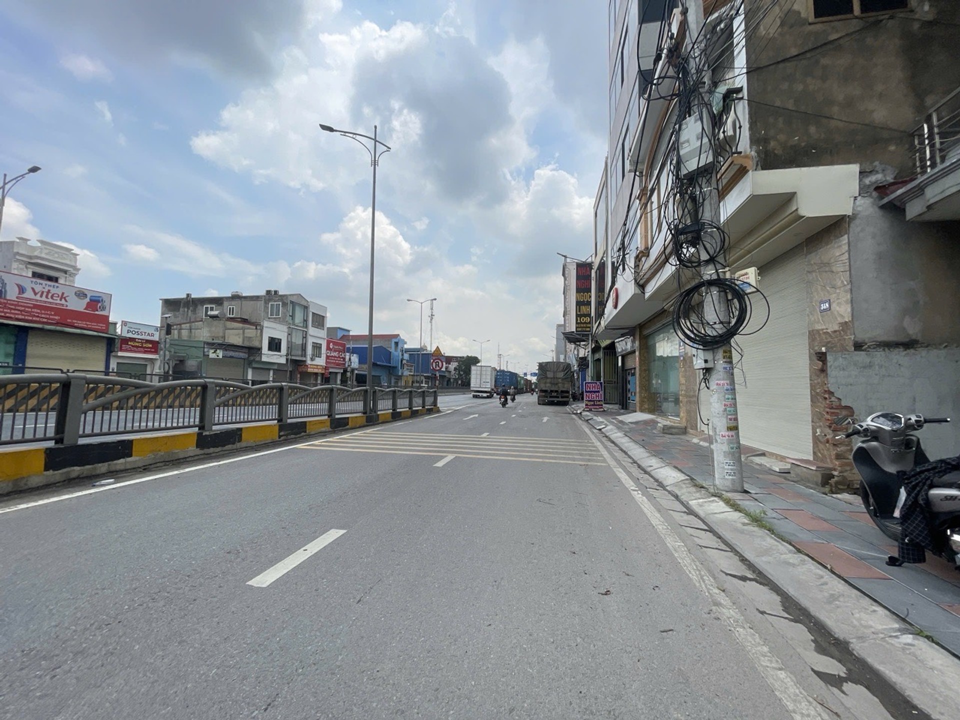 Nhà mặt phố rộng rãi trên Đại lộ Tôn Đức Thắng, vị trí đắc địa thuận tiện kinh doanh