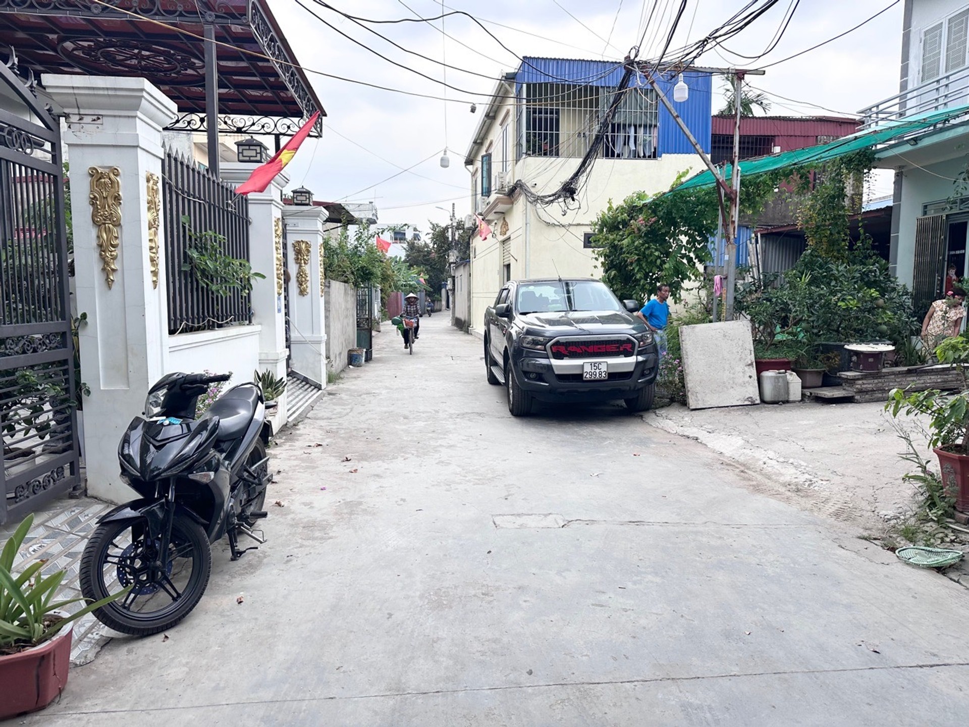 Đất thổ cư ngõ ô tô Hồng Bàng, diện tích vuông vức, vị trí đắc địa