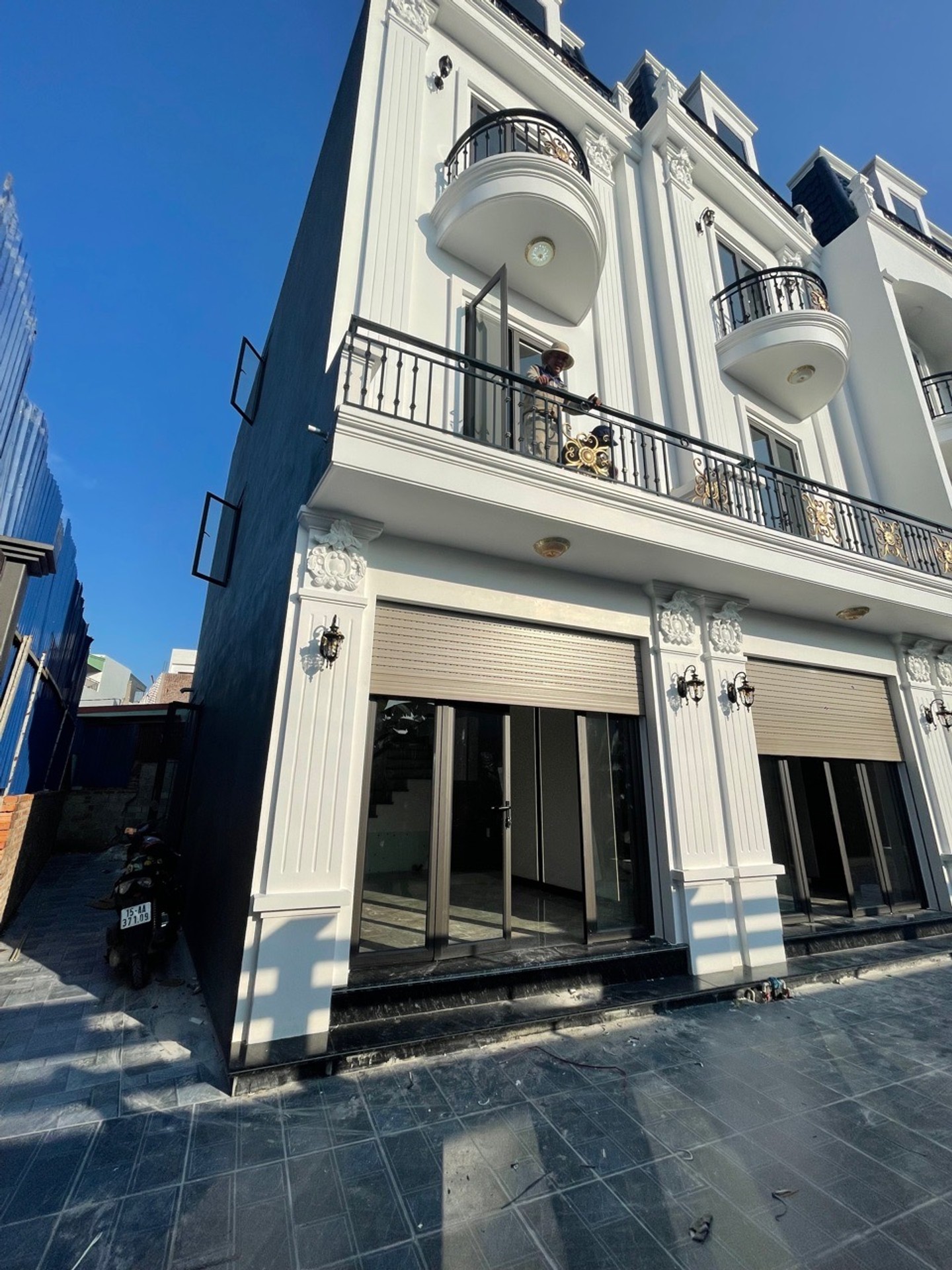Cơ hội hiếm có sở hữu nhà 3,5 tầng phong cách tân cổ điển ngay trung tâm Đẩu Sơn, Kiến An