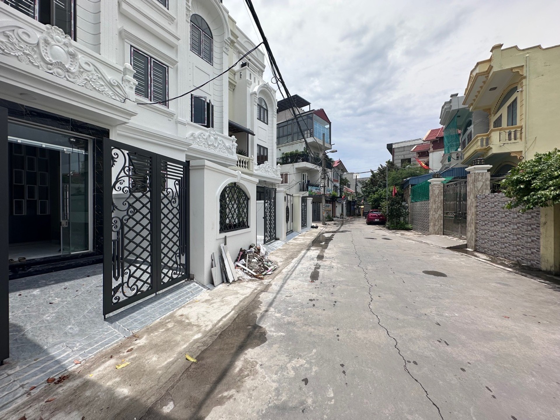 Nhà 4 Tầng Mới Tinh Trung Tâm Hồng Bàng - Ô Tô Đỗ Cửa Căn Giữa Hiếm Có