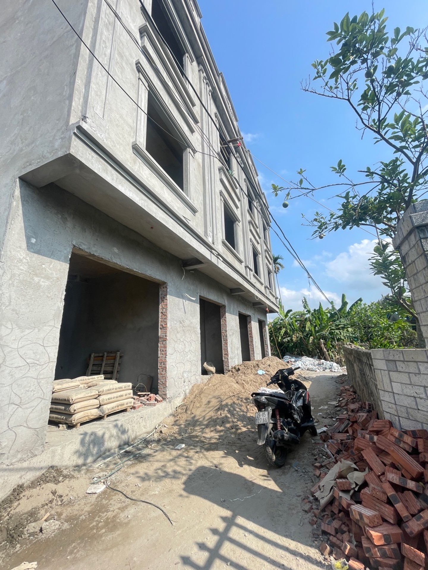 Nhà 3 tầng thiết kế hiện đại tại Kiền Bái, Thiên Hương, Thủy Nguyên