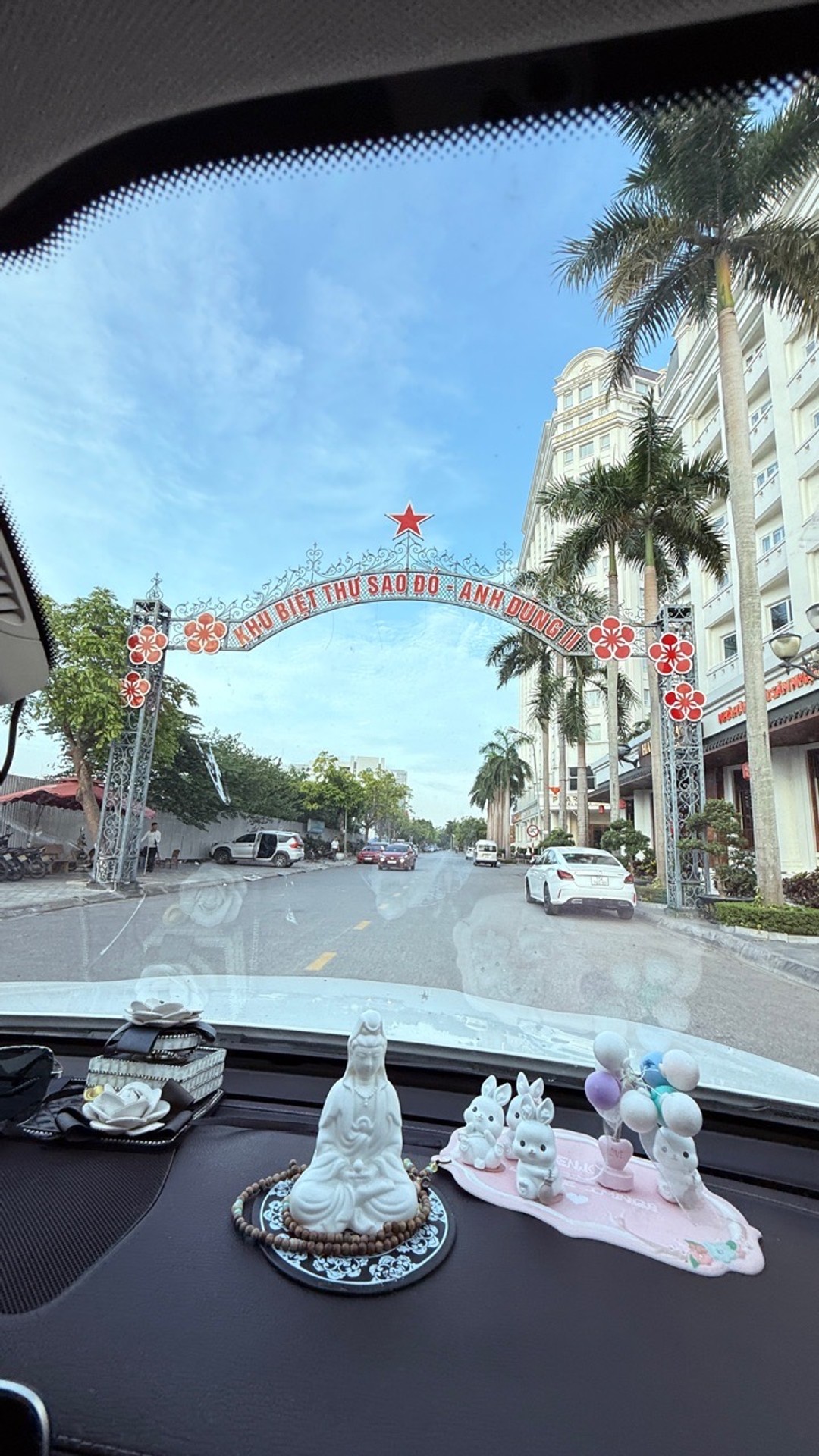 Biệt thự sân vườn đẳng cấp tại khu đô thị Sao Đỏ - Anh Dũng 2