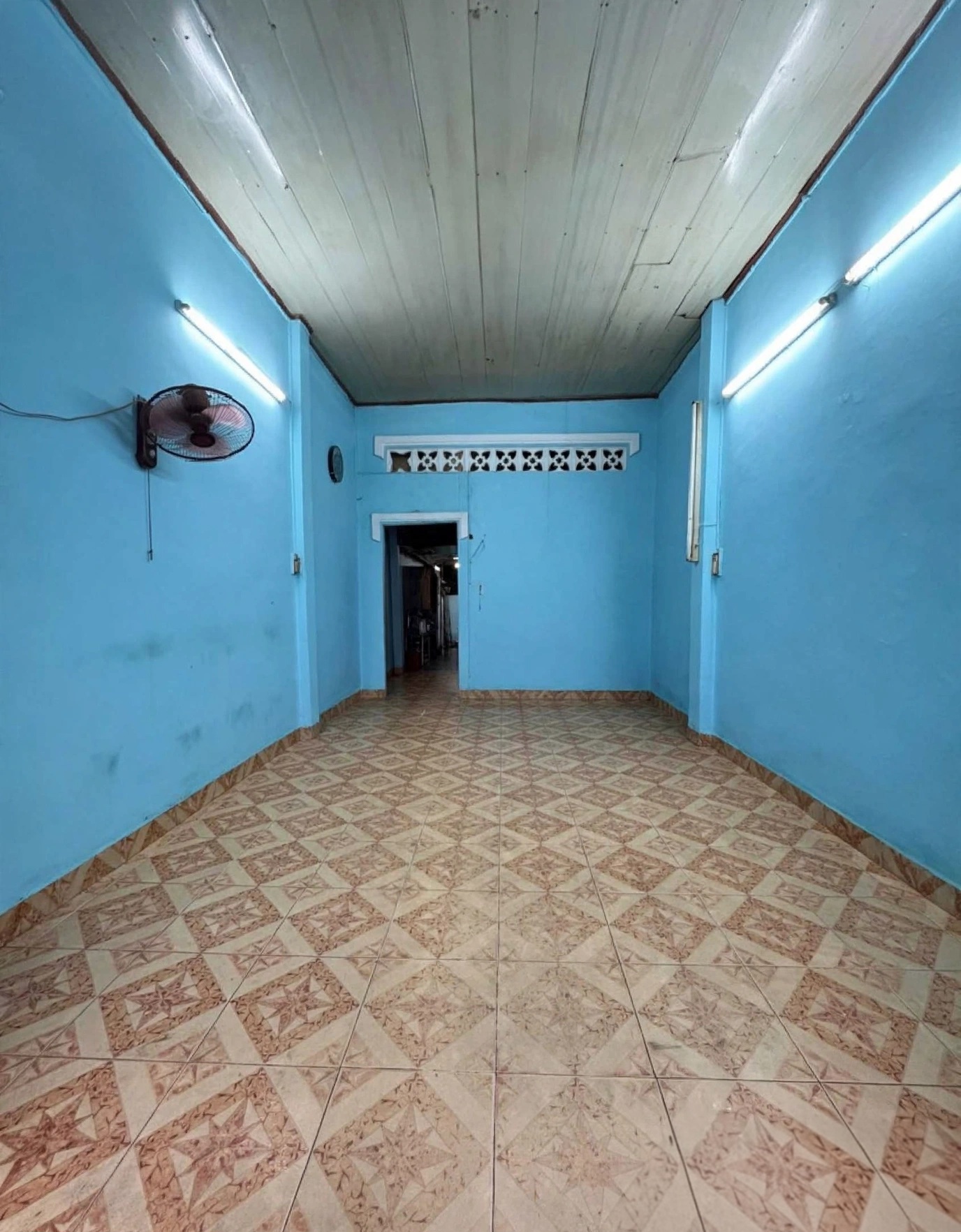 🏠 Nhà Bến Vân Đồn, 99m2, ngang gần 4, sổ vuông đẹp, chỉ 6 tỷ nhỉnh