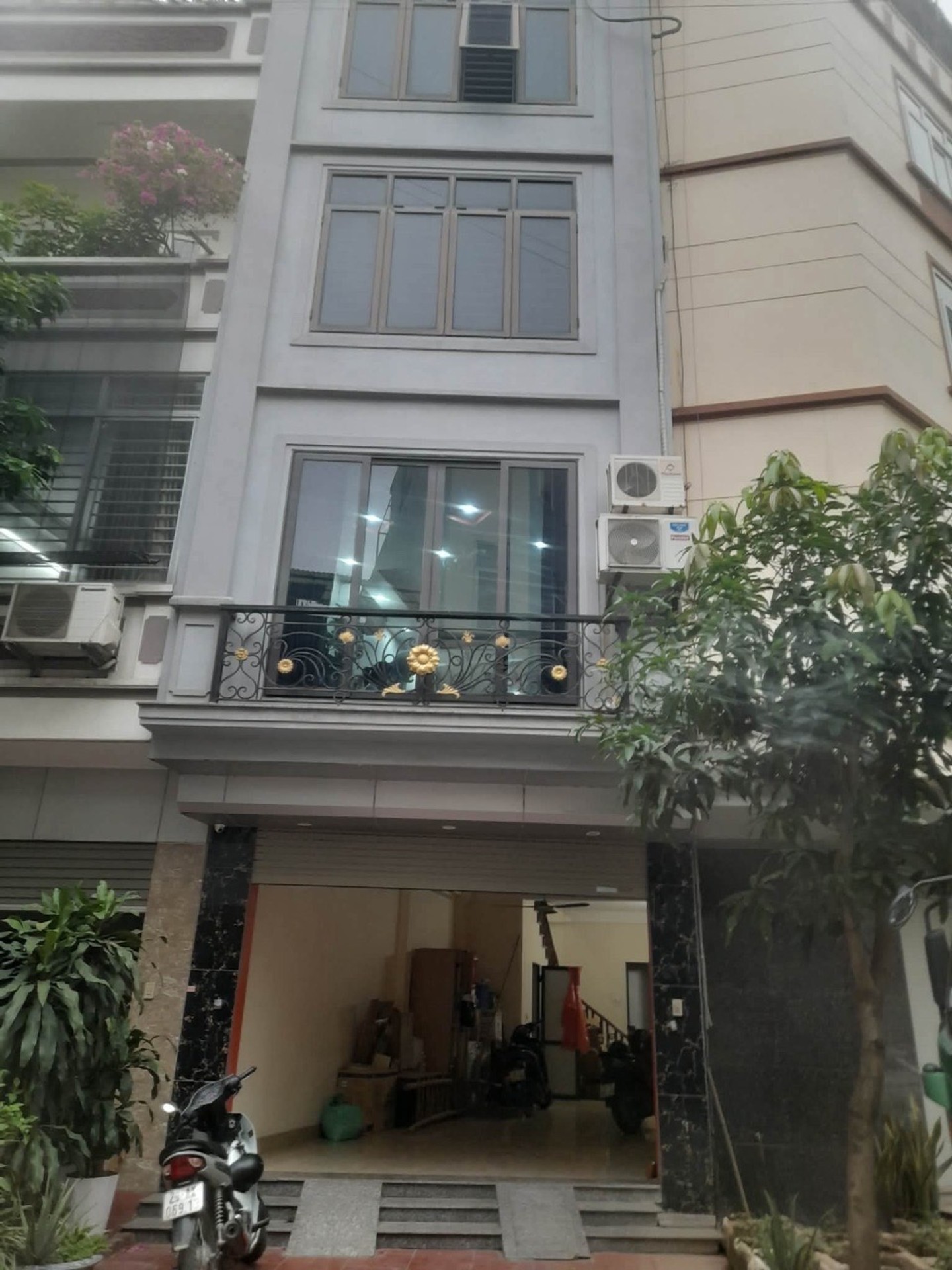Bán biệt thự liền kề 5 tầng tại phường Dịch Vụ Cửa Phủ, phù hợp kinh doanh và ở