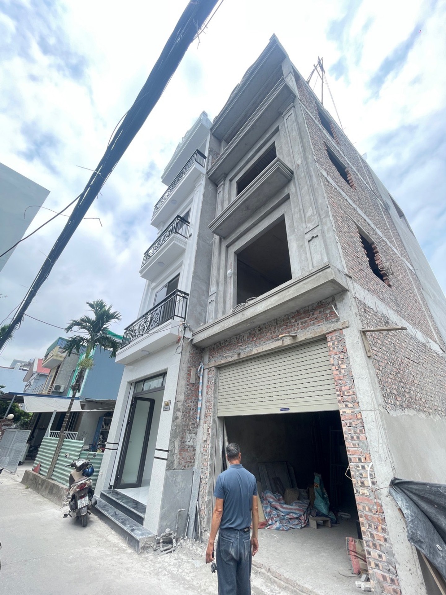 Siêu phẩm nhà riêng 4 tầng Đoàn Kết - Đằng Hải, ô tô vào nhà, vị trí hiếm có