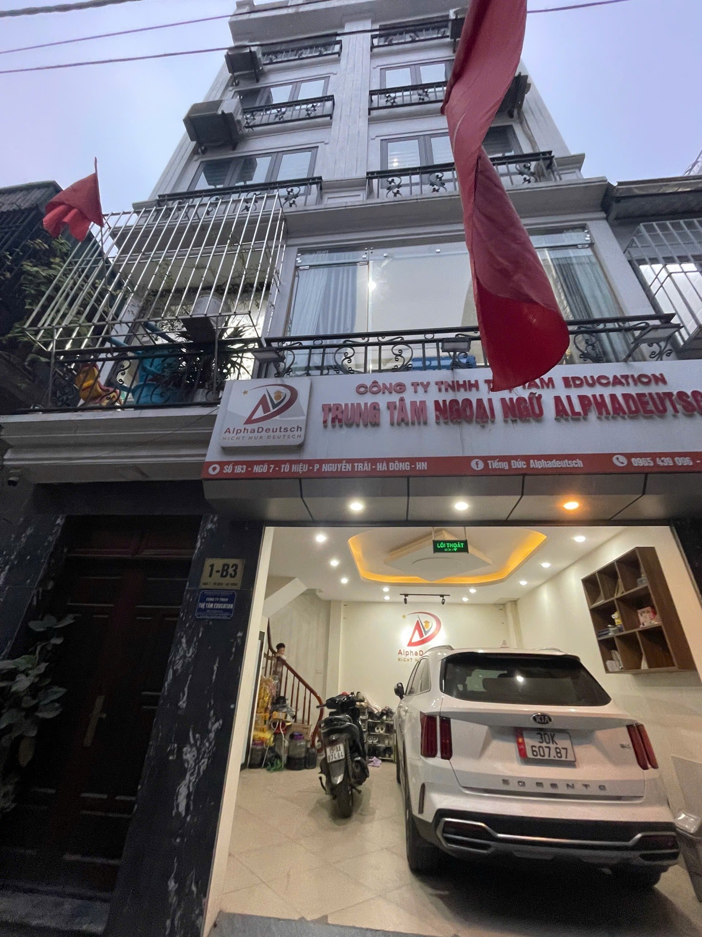 Nhà lô góc 2 mặt thoáng tại Tô Hiệu Hà Đông, đẳng cấp thượng lưu