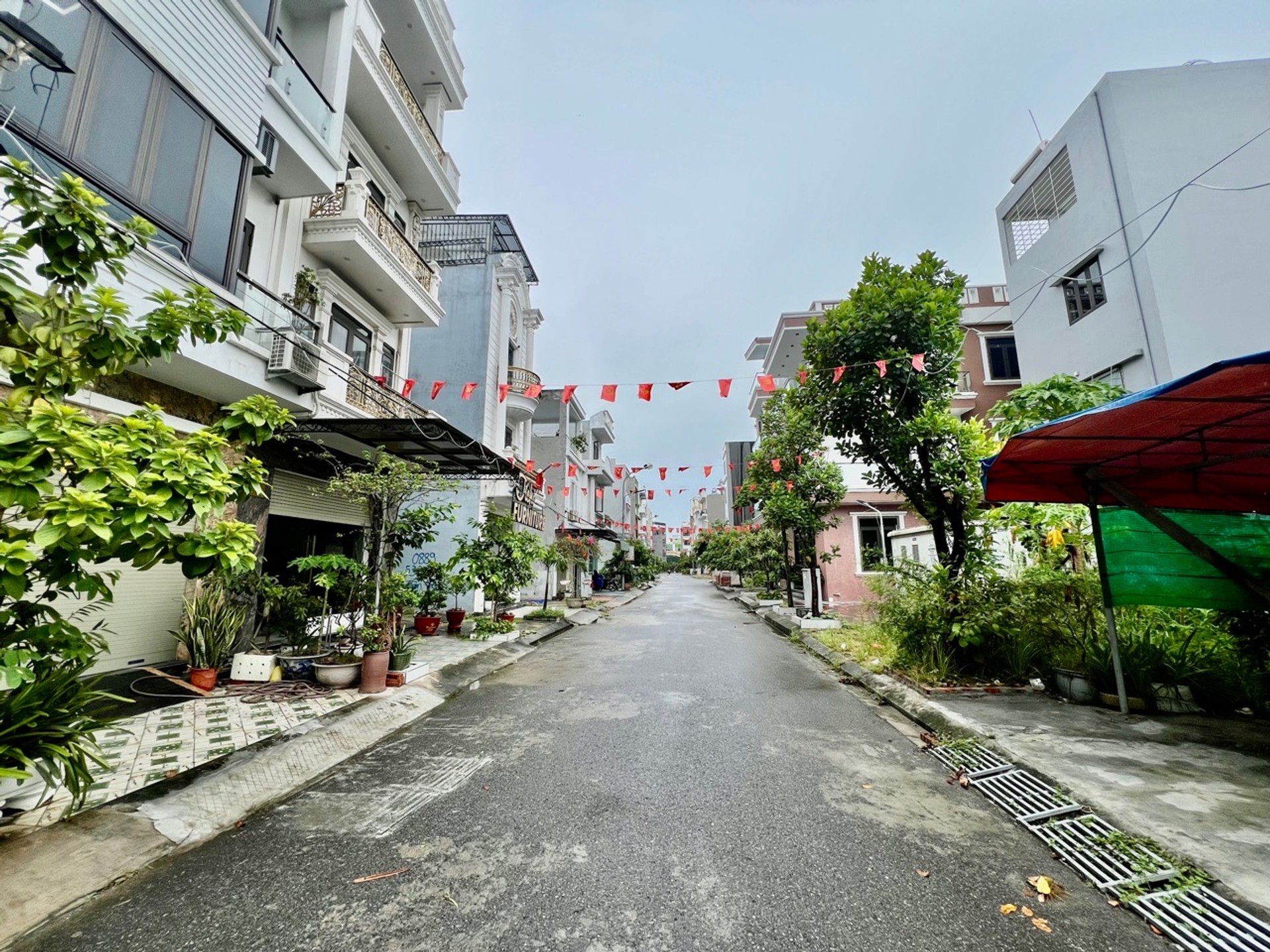 Nhà Mặt Phố Tâm Huyết Khu TĐC Tam Kỳ, Thang Máy Đẳng Cấp, Cơ Hội Vàng Chờ Người Săn