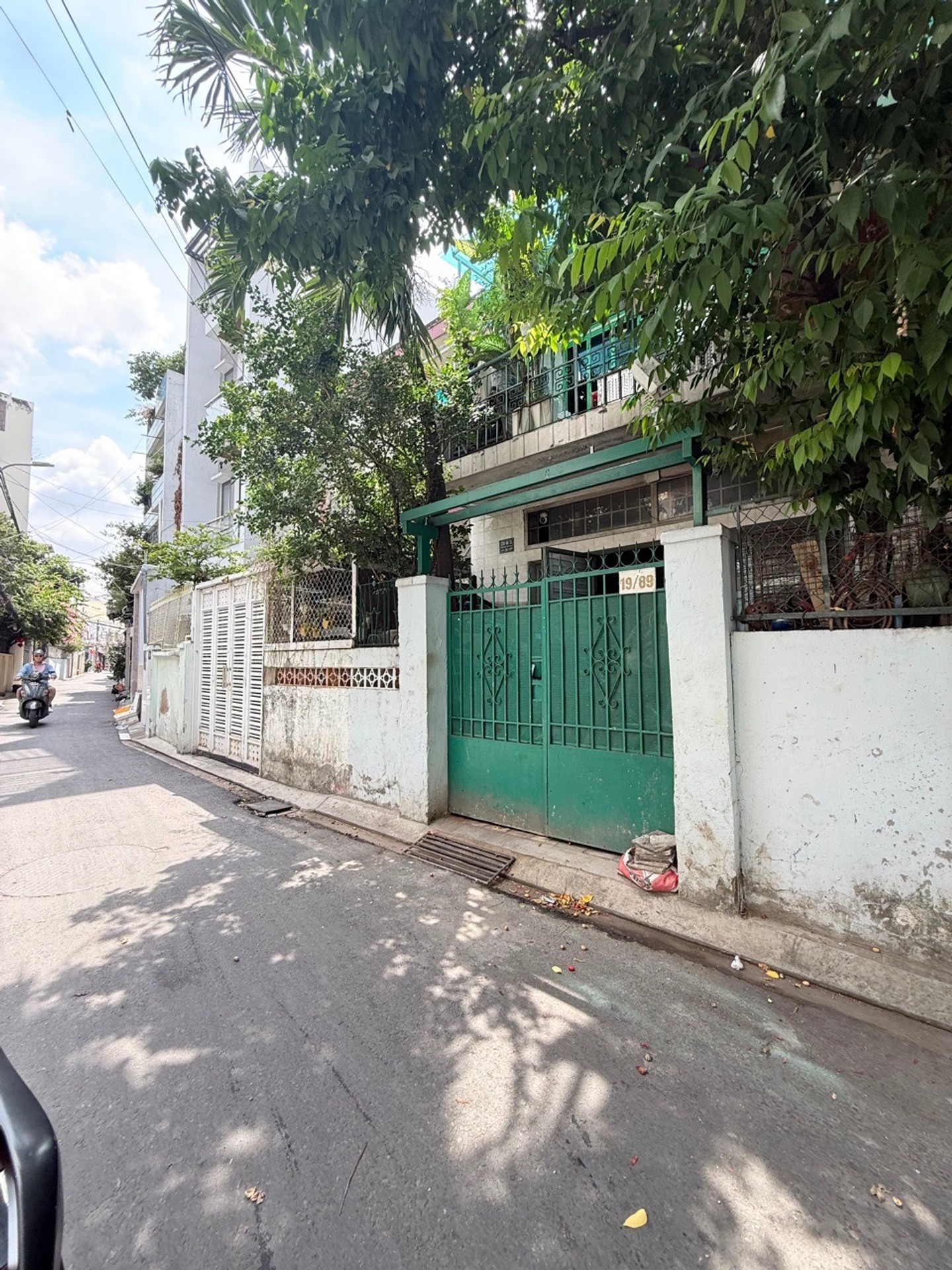 Bán nhà 4 Tầng gần 70m2 giáp Phú Nhuận