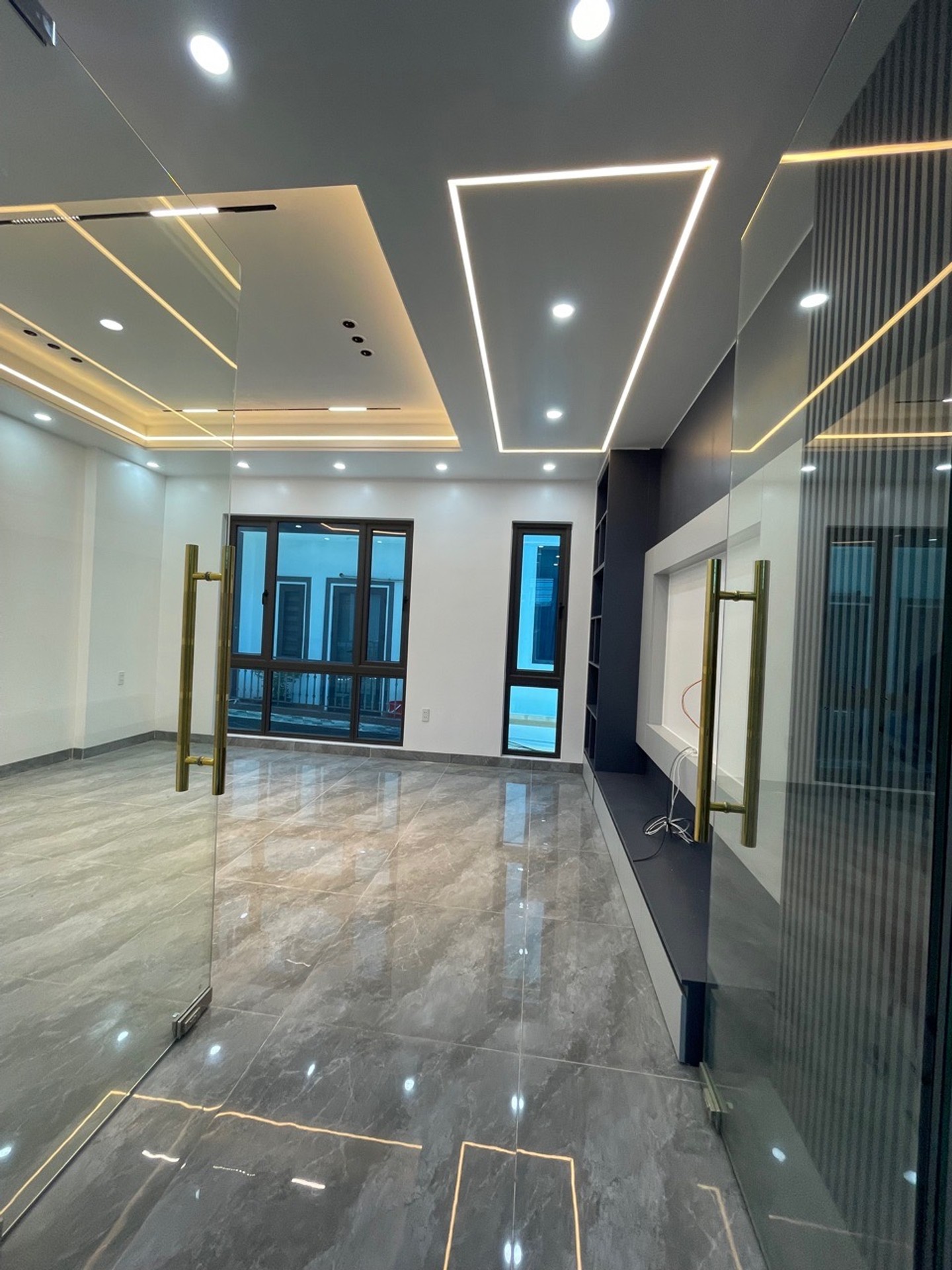 Nhà Riêng 4 Tầng Full Nội Thất, Kiệt Tác Đông Bắc Đáng Sở Hữu