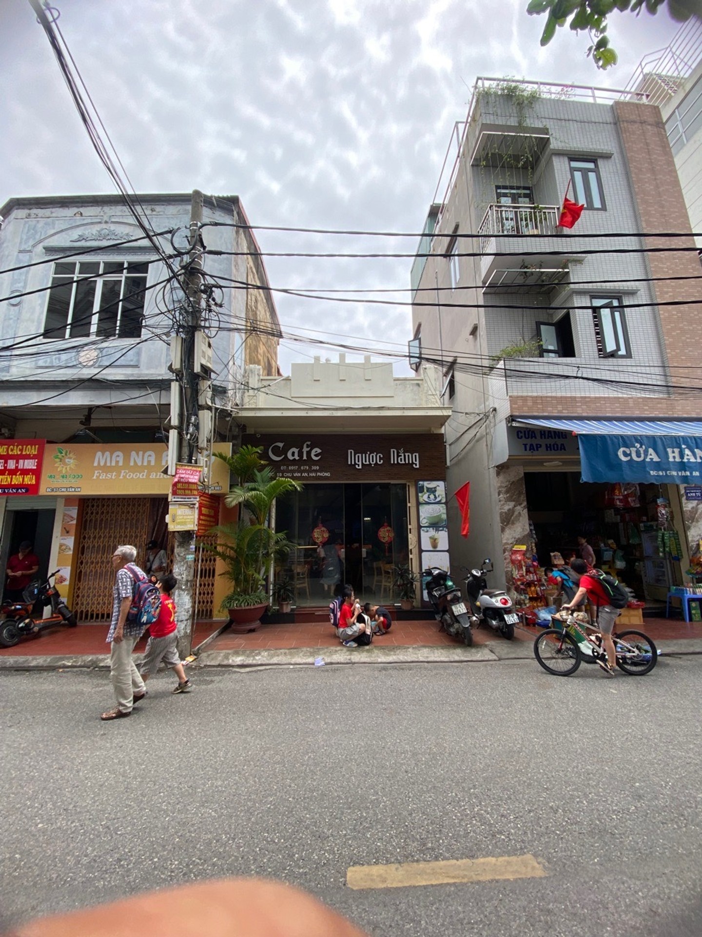 Cơ hội vàng sở hữu nhà mặt phố Chu Văn An, lô góc 3 thoáng hiếm có