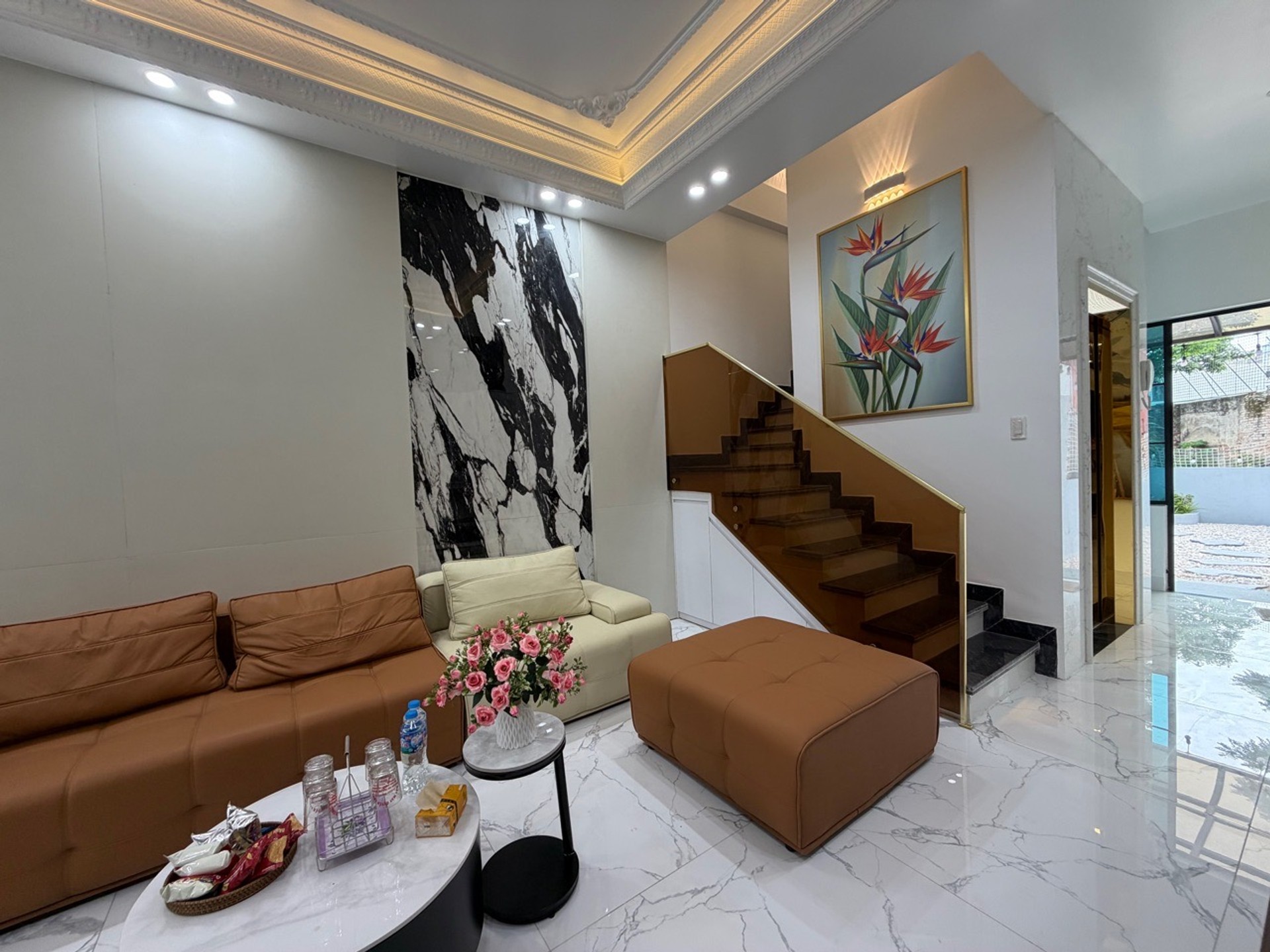 Bán Nhà 6 tầng Thang Máy Lê Hồng Phong Hải An