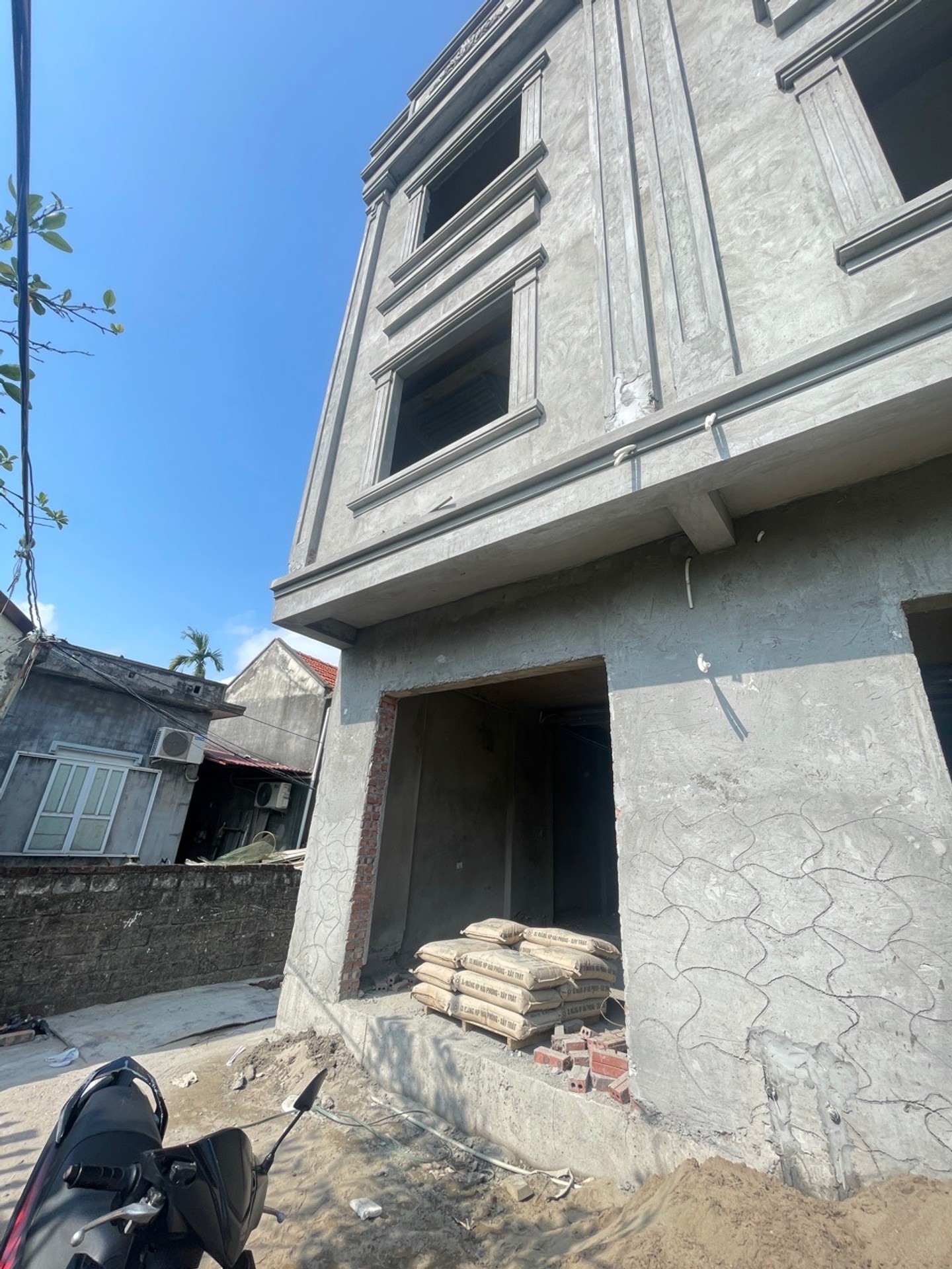 Nhà riêng 3 tầng, căn góc tại Kiền Bái, Thiên Hương với vị trí đắc địa