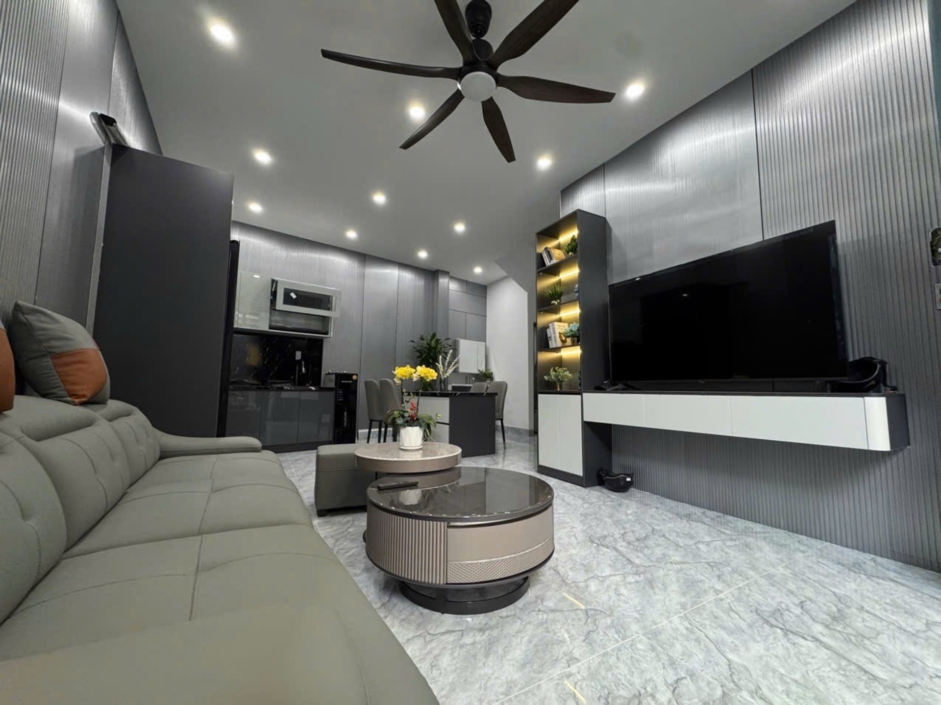 Bán nhà 3 tầng mới hoàn thiện kiệt Tiểu La, trung tâm Đà Nẵng, diện tích 51m²