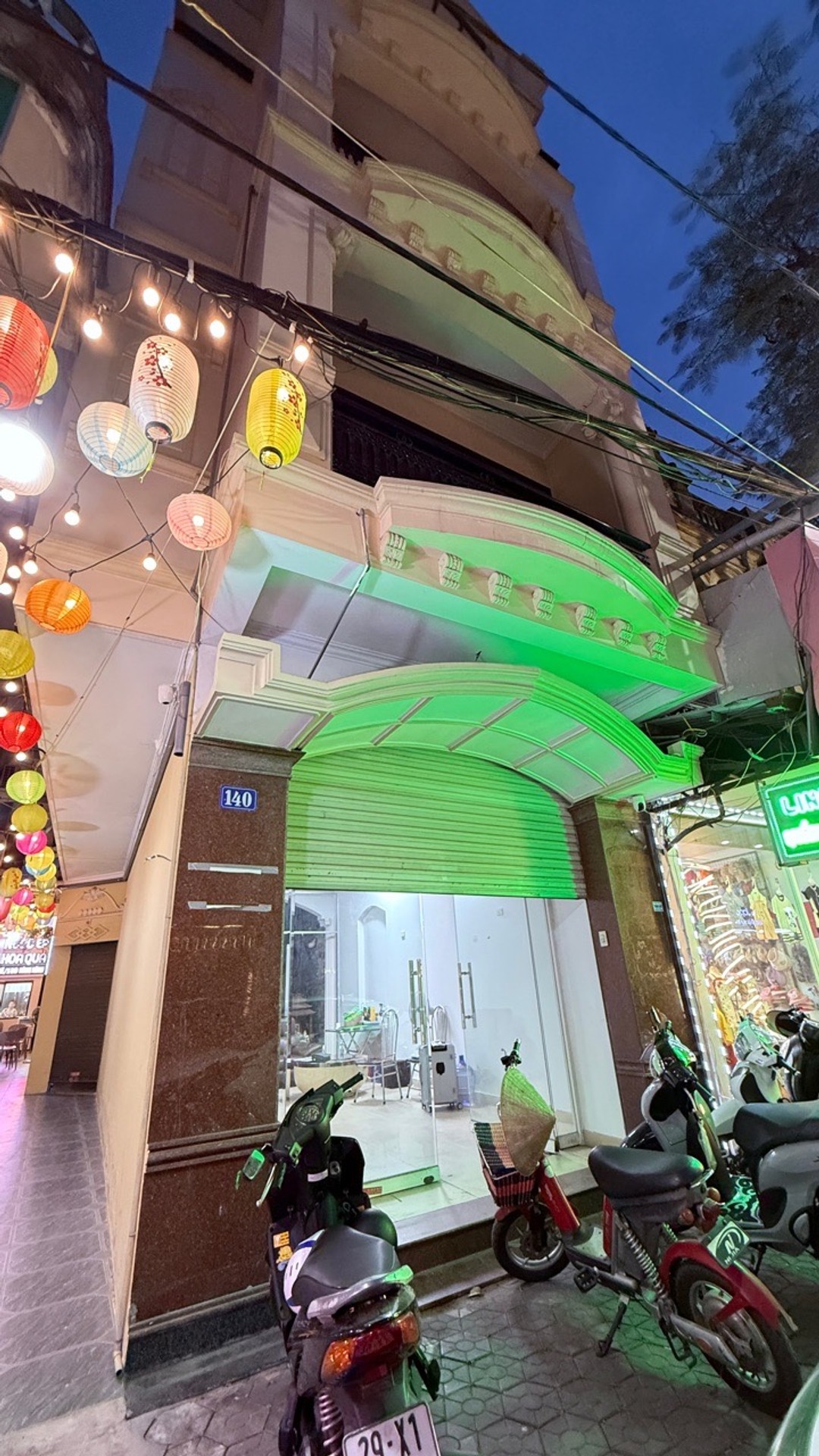 Nhà mặt phố lô góc siêu thoáng, cơ hội kinh doanh đỉnh tại trung tâm Hàng Kênh