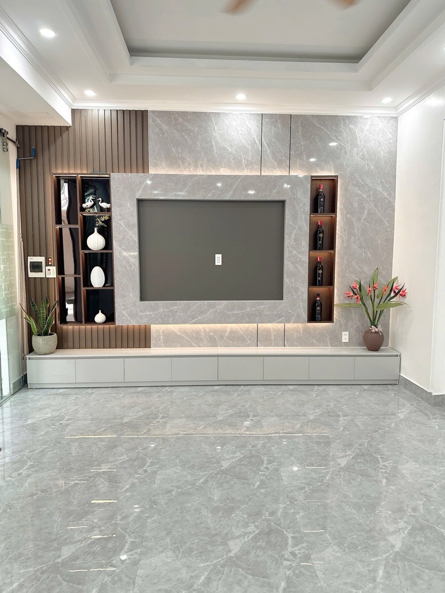 Cơ Hội Sở Hữu Nhà Riêng 4 Tầng Siêu Hiếm Khu AEON Trung Tâm