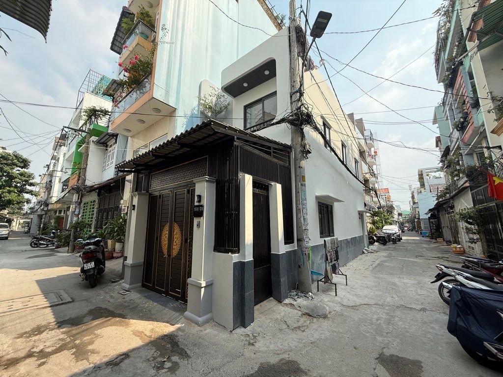 💰 Nhỉnh 5.x tỷ | CHẾ LAN VIÊN – TÂN PHÚ
🚗 Hẻm 6m nhựa, 2 xe hơi tránh nhau – thông thoáng.
🏡 Nhà