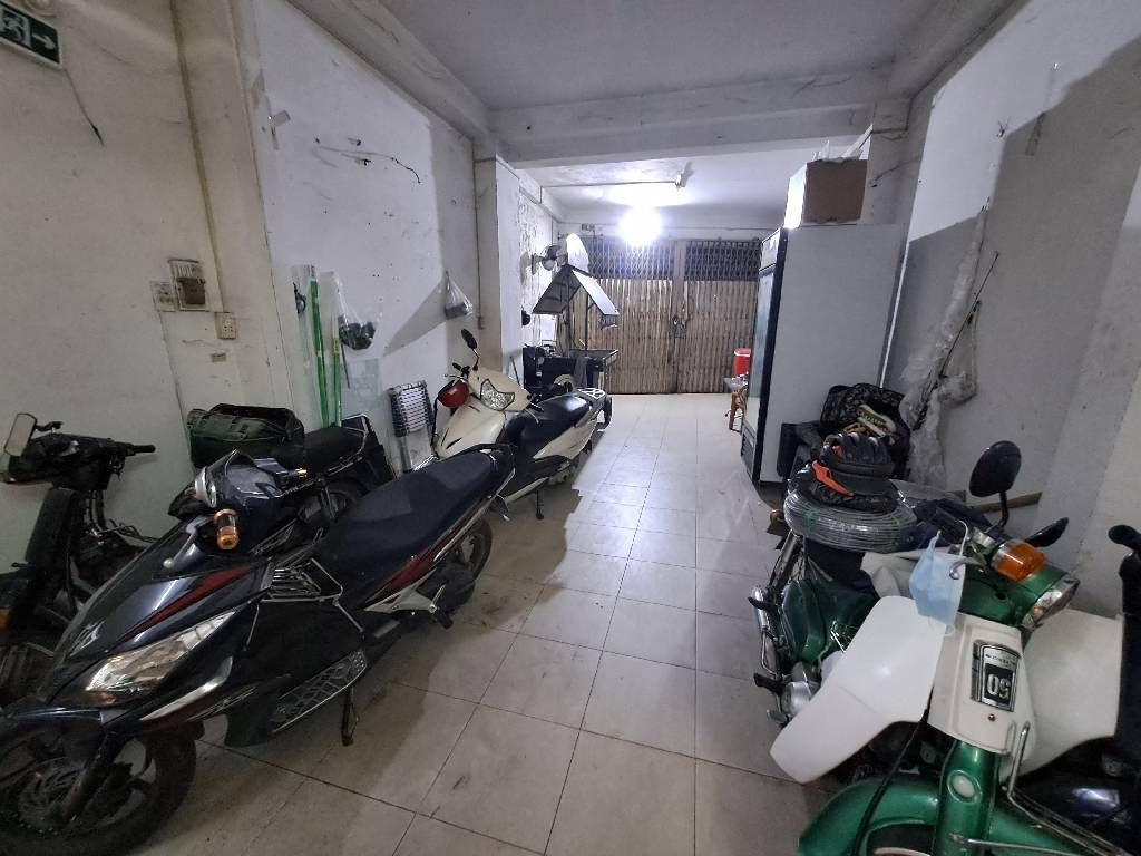 🌹 KHU VIP TÂN PHÚ | 3 TẦNG – XE HƠI NGỦ TRONG NHÀ
🏡 Ngang 4,3m × 20m | 4PN – 5WC | Nhà vào ở ngay