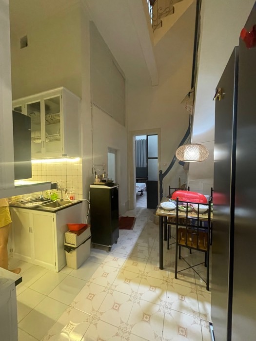 Nhà riêng 3 tầng gần ngã tư Ngọc Lâm, 75 m2, giá 26.8 tỷ
