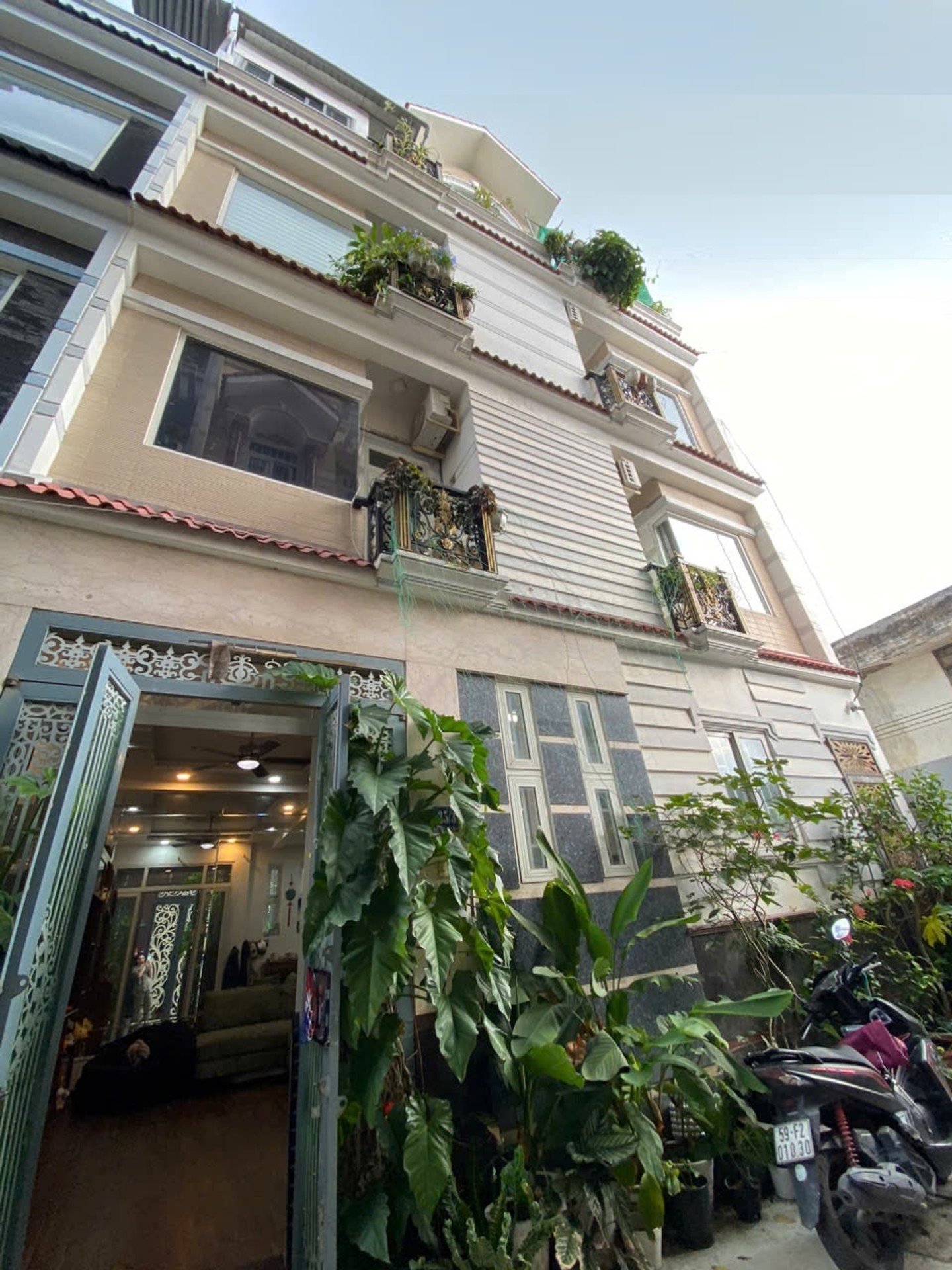 Cơ hội hiếm có sở hữu nhà 4 tầng rộng 50m2 tại Phú Định Quận 8 giá tốt