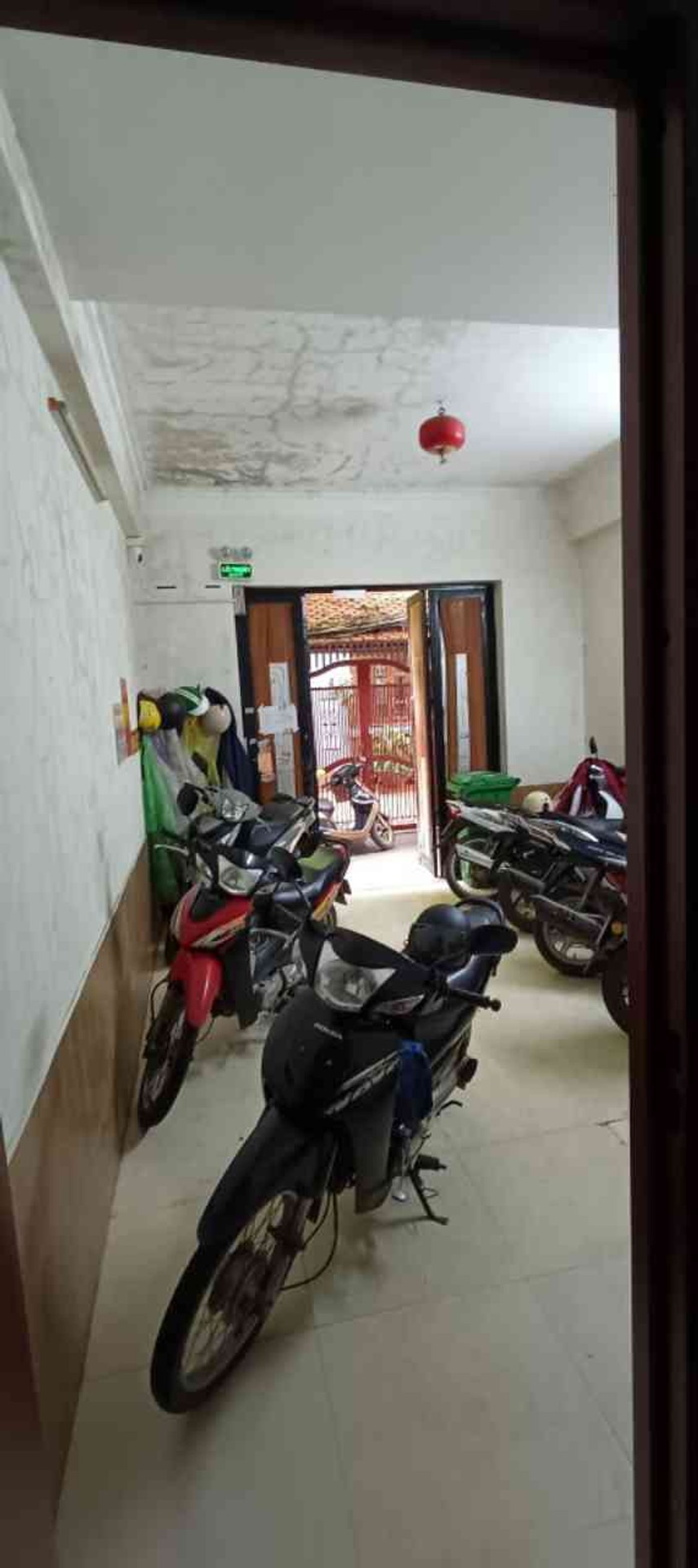 Bán nhà riêng 5 tầng trung tâm quận Cầu Giấy, 8 phòng khép kín cho thuê