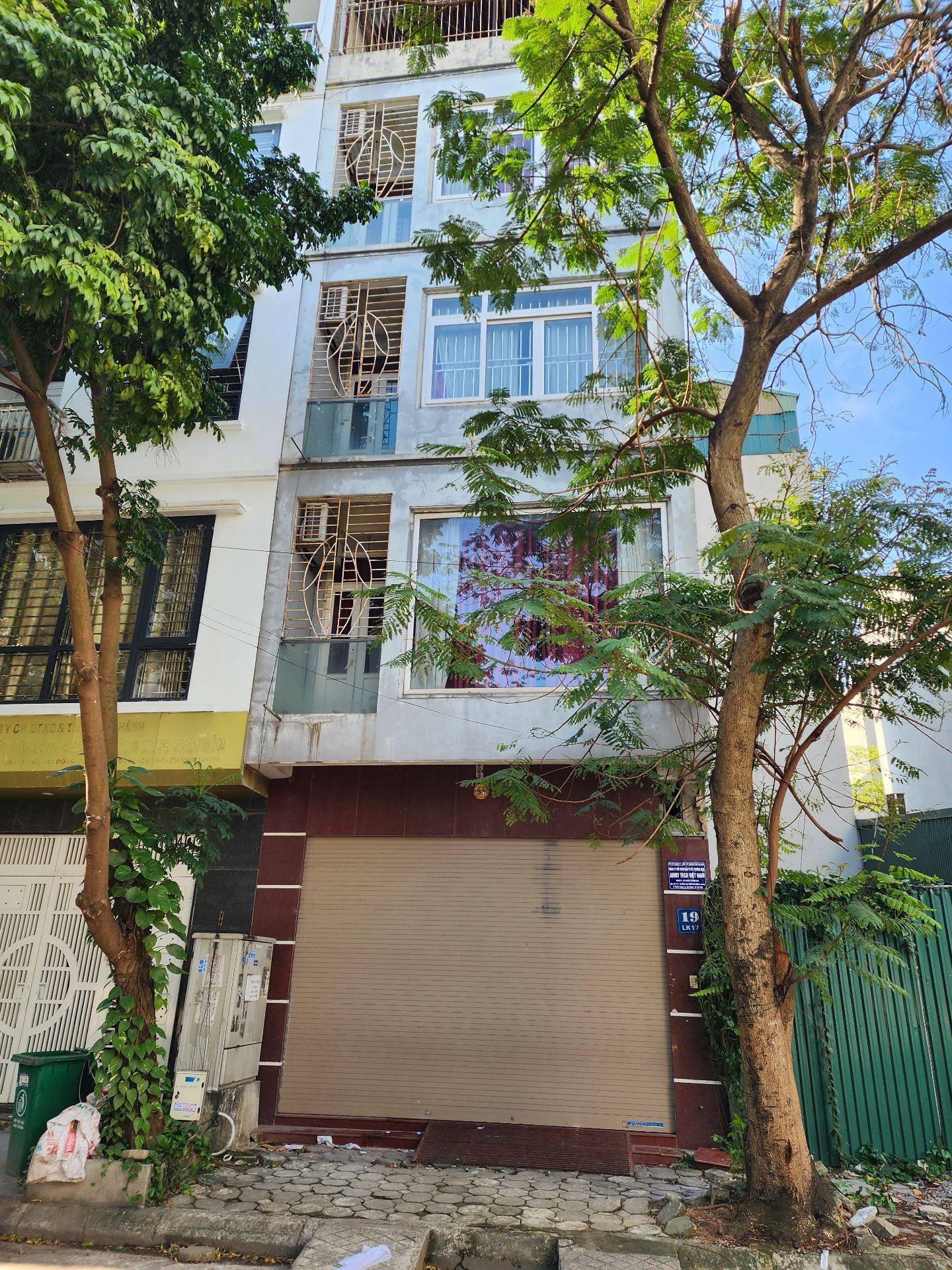 Biệt thự Phân Lô Vỉa Hè Rộng - Giá Sốc Giảm Ngay 2.5 Tỷ