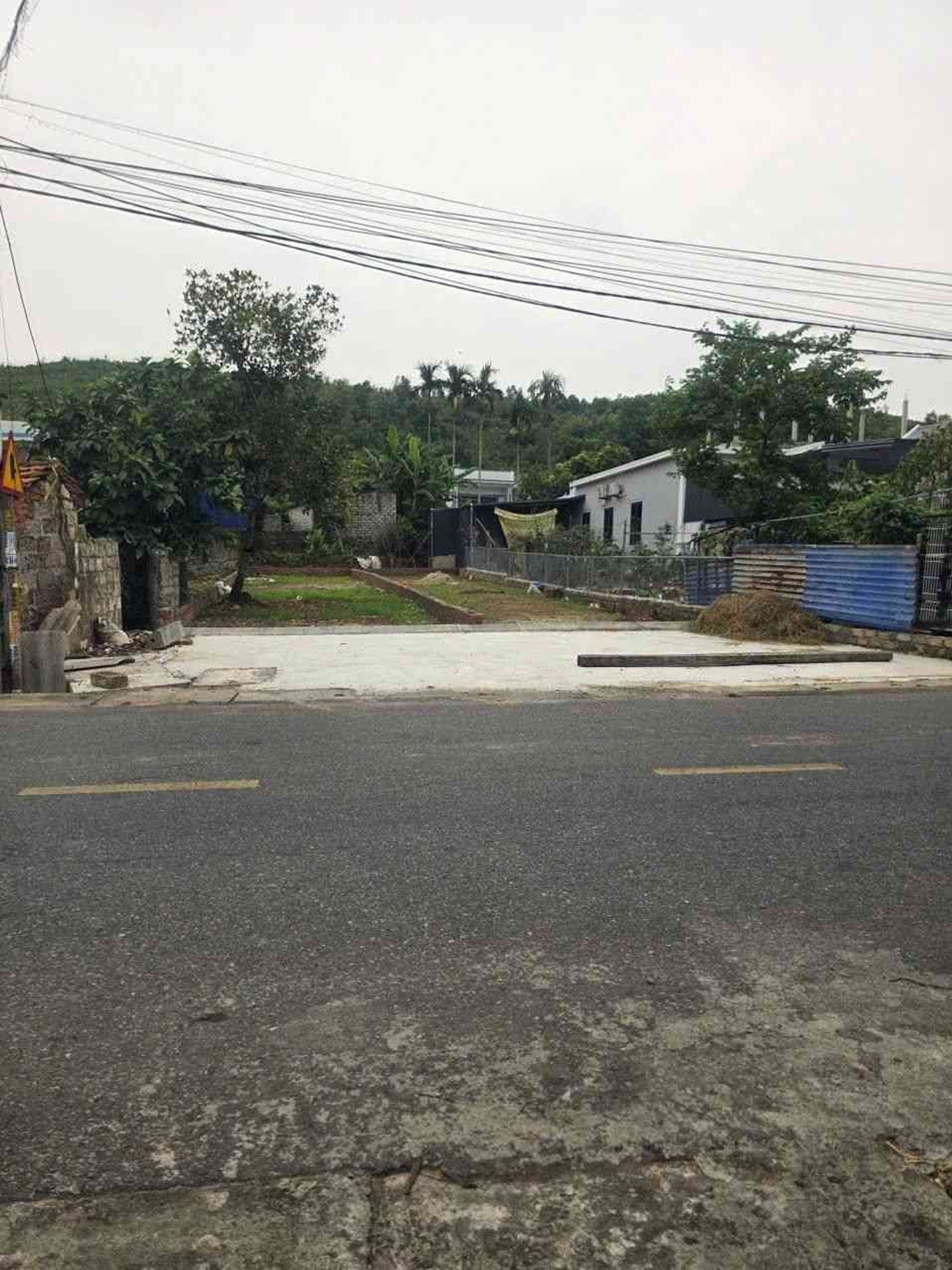 Bán đất trục chính phường Lưu Kiếm, hướng Đông Nam, mặt tiền 5m