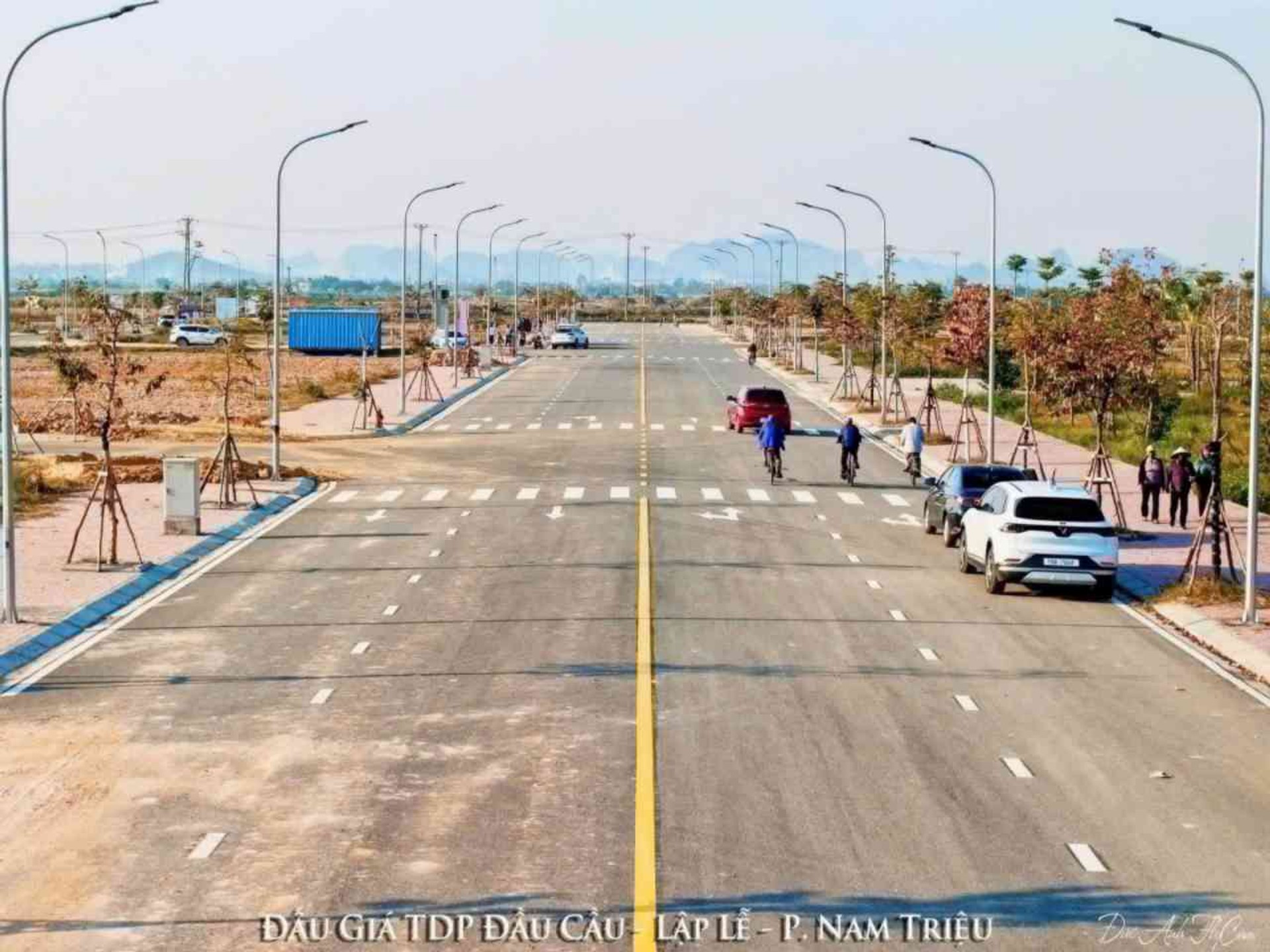 Nhà mặt phố hai mặt tiền khu dân cư Đầu Cầu, Thuỷ Nguyên Hải Phòng