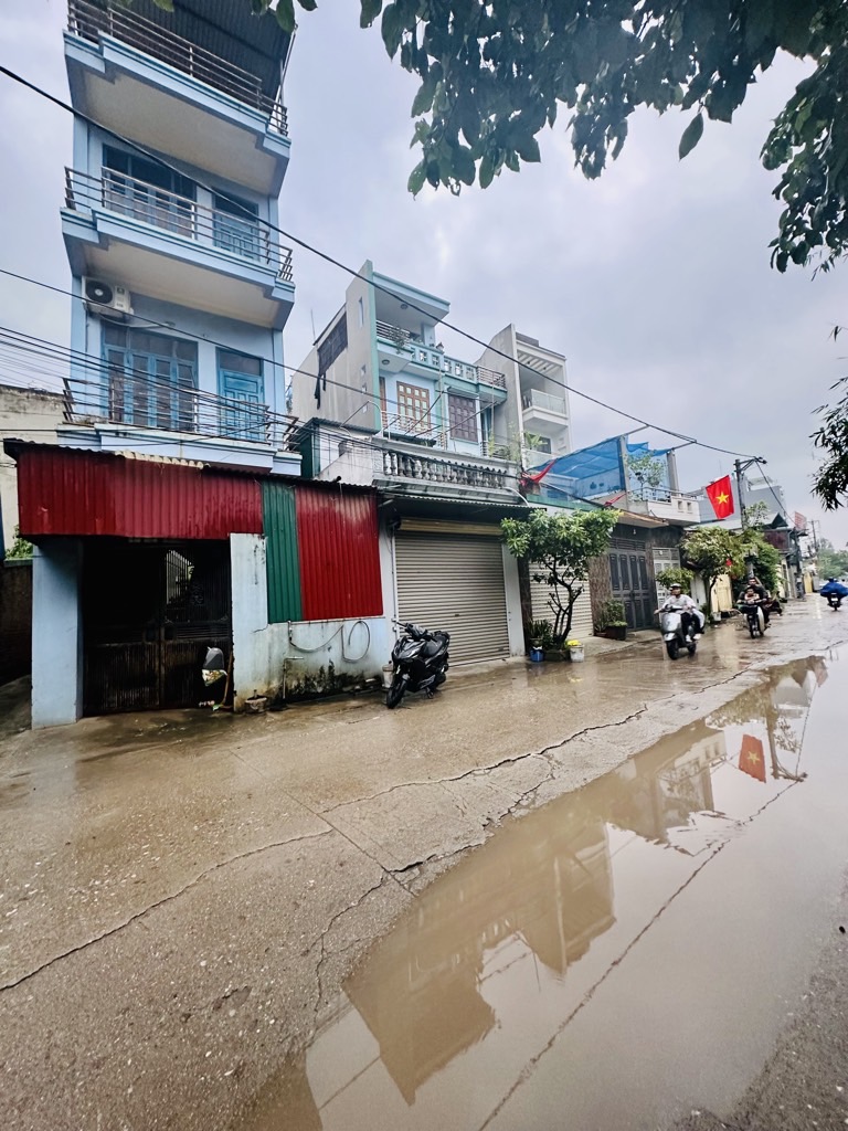 Nhà mặt phố Phú Lương giá ưu đãi, kinh doanh đỉnh