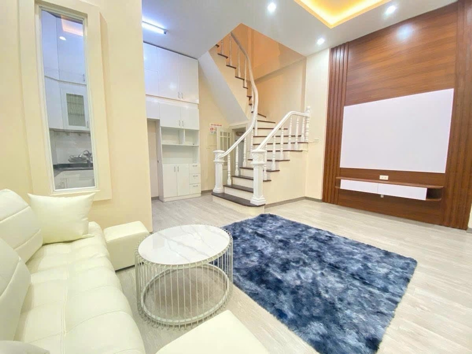 Cơ hội sở hữu nhà 5 tầng đẹp giá hợp lý tại Cầu Giấy