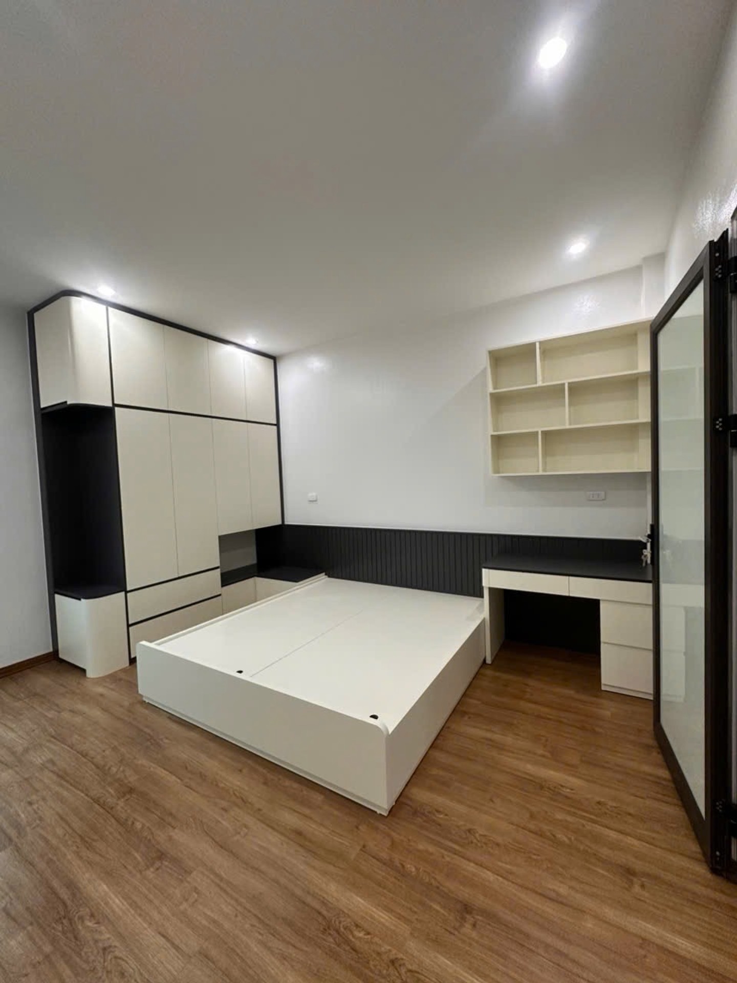 DUY NHẤT CHỈ CÓ Ở KHẢ LỄ,VÕ CƯỜNG,BẮC NINH, 56mx3 tầng, cho thuê 17 triệu/ tháng