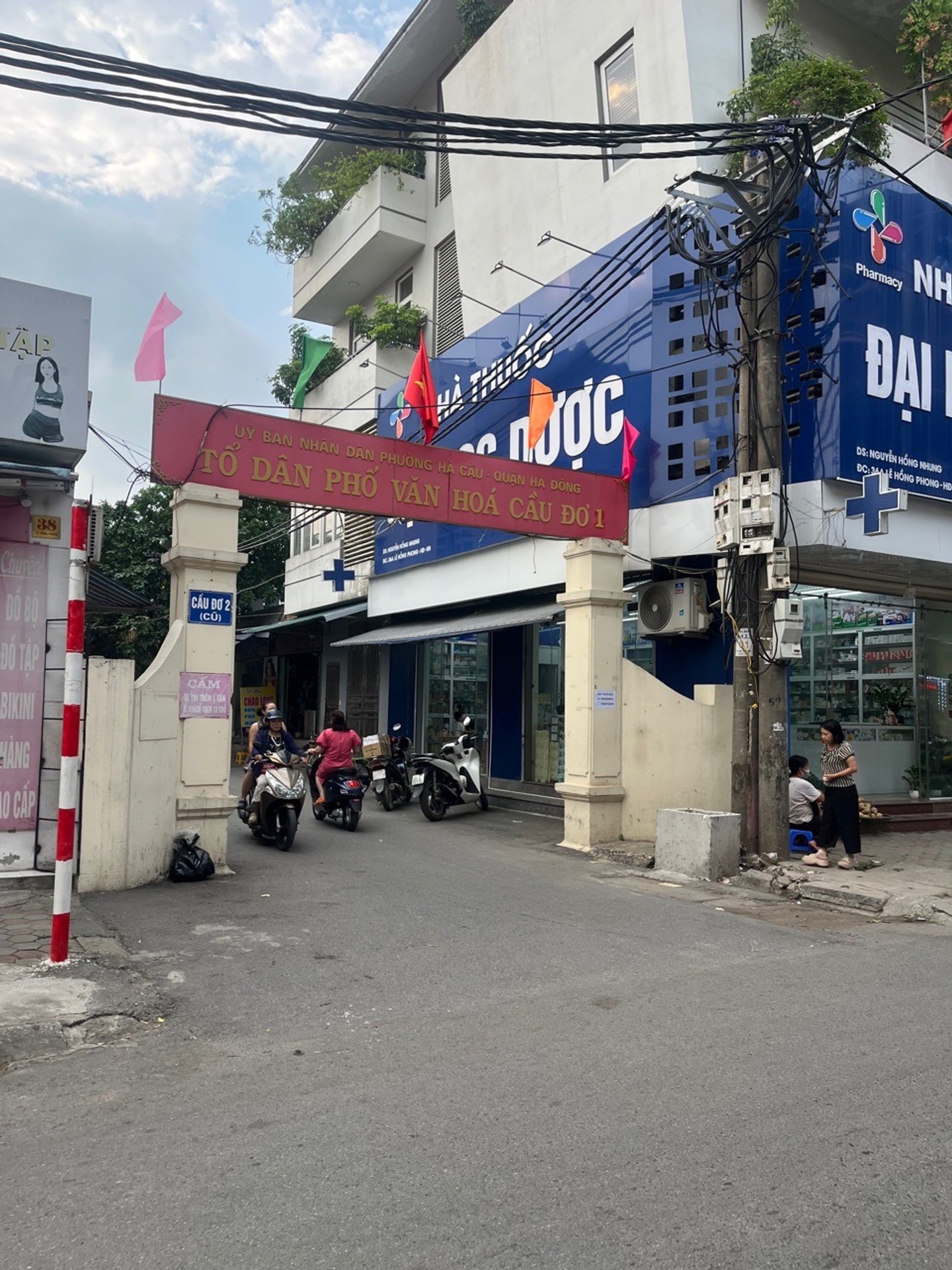 Nhà lô góc siêu thoáng, đường ô tô tránh Phường Lê Hồng Phong