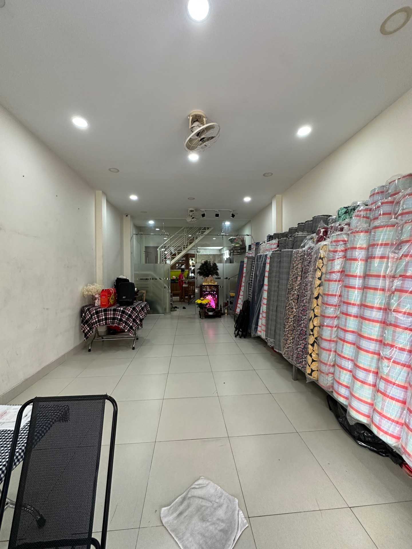 Bán nhà mặt tiền Phú Thọ Hoà 2 tầng, 65.5m2, giá 15.5 tỷ