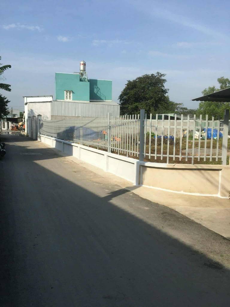 Bán nhà mặt phố 295.8m2 tại Hóc Môn giá 8.3 tỷ