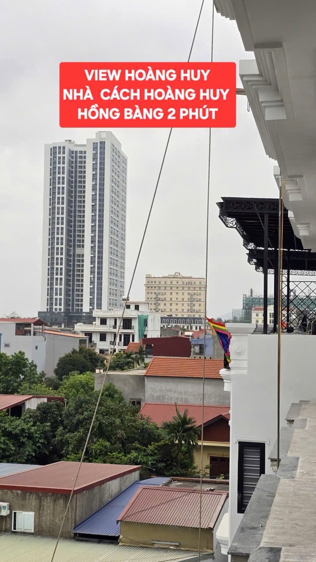 Nhà riêng 4 tầng có thang máy riêng, gara ô tô, hướng Đông Nam tại Hồng Bàng